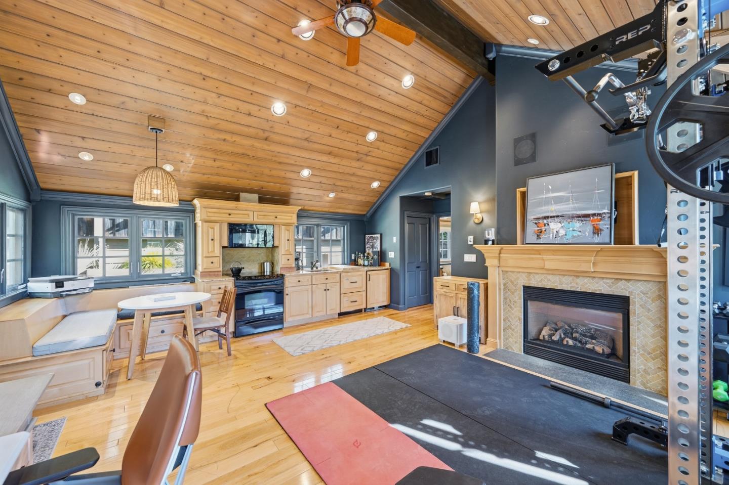 12950 Brendel DR