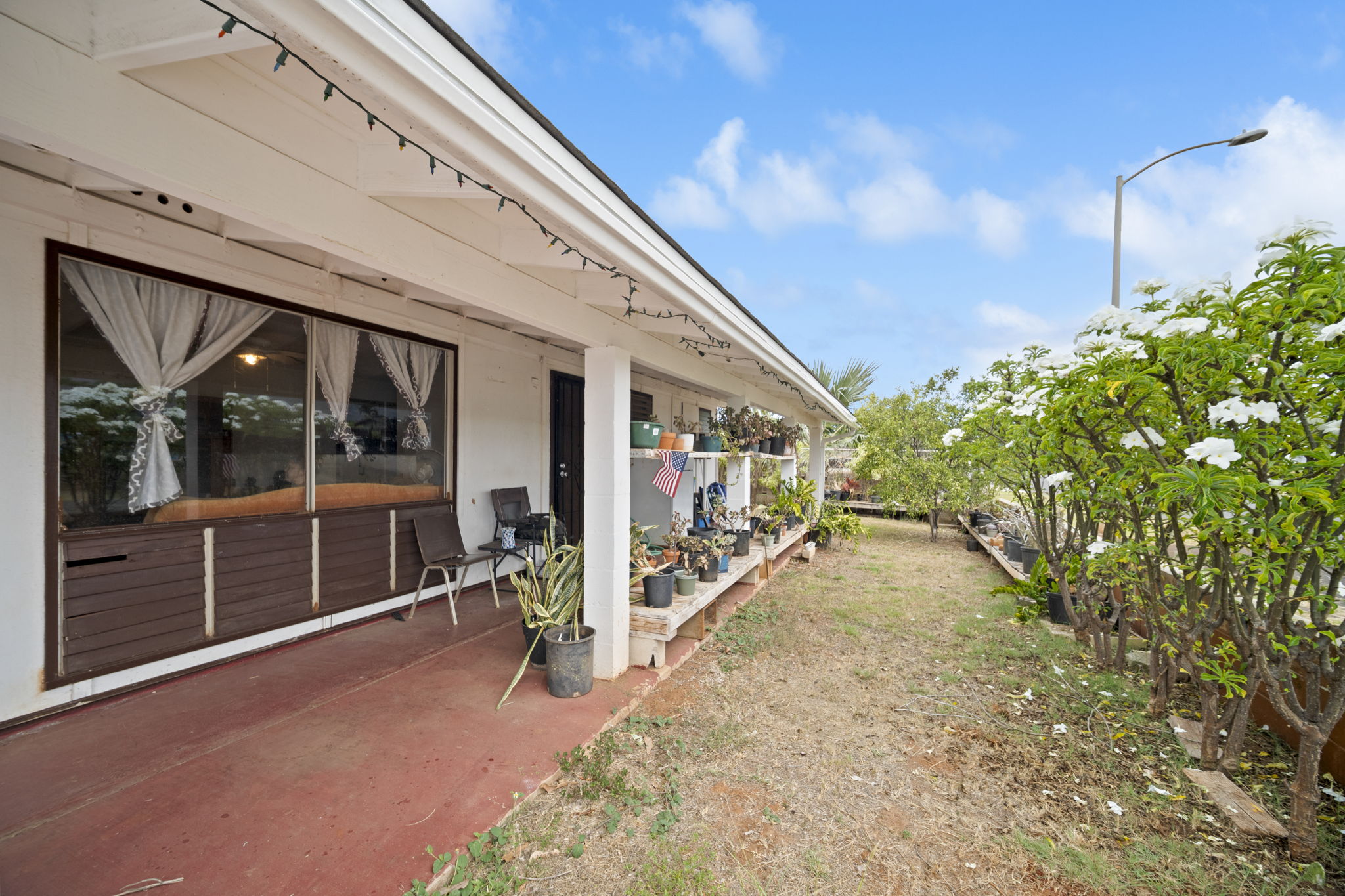 7786 ULILI RD