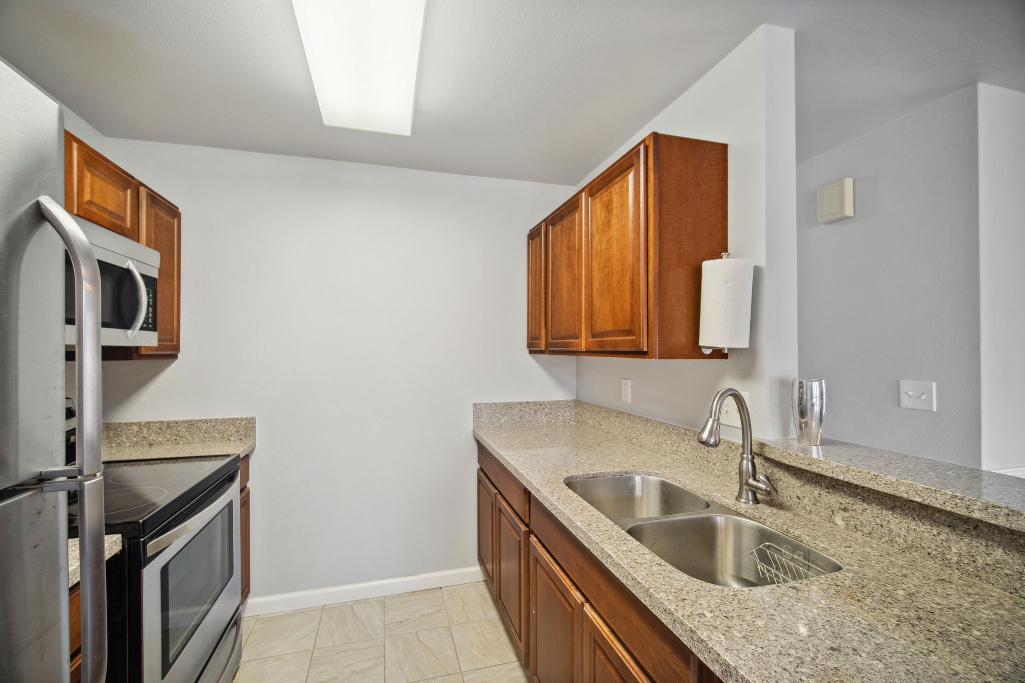 1970 HANALIMA ST L201