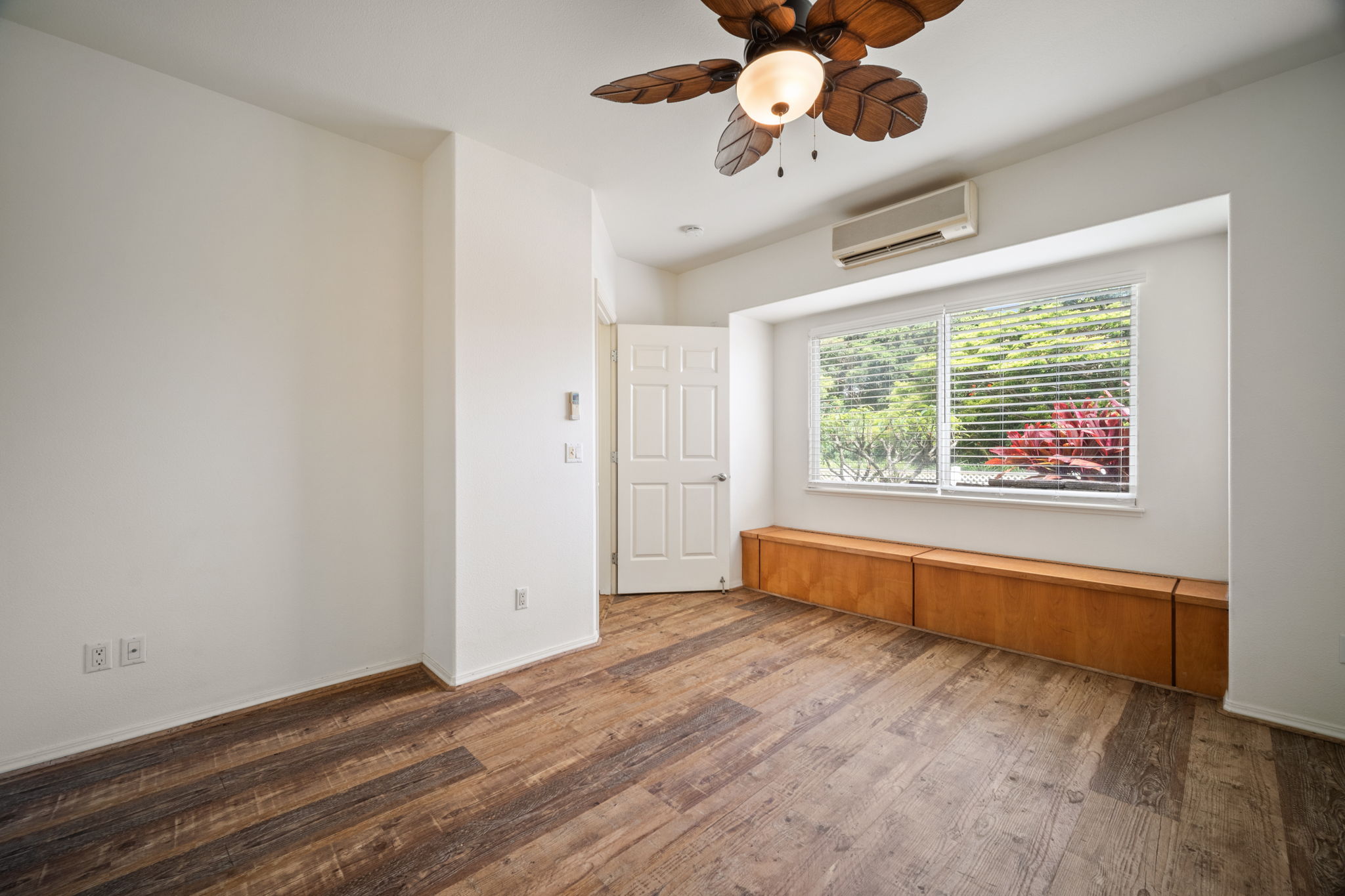 2110 KANEKA ST 43