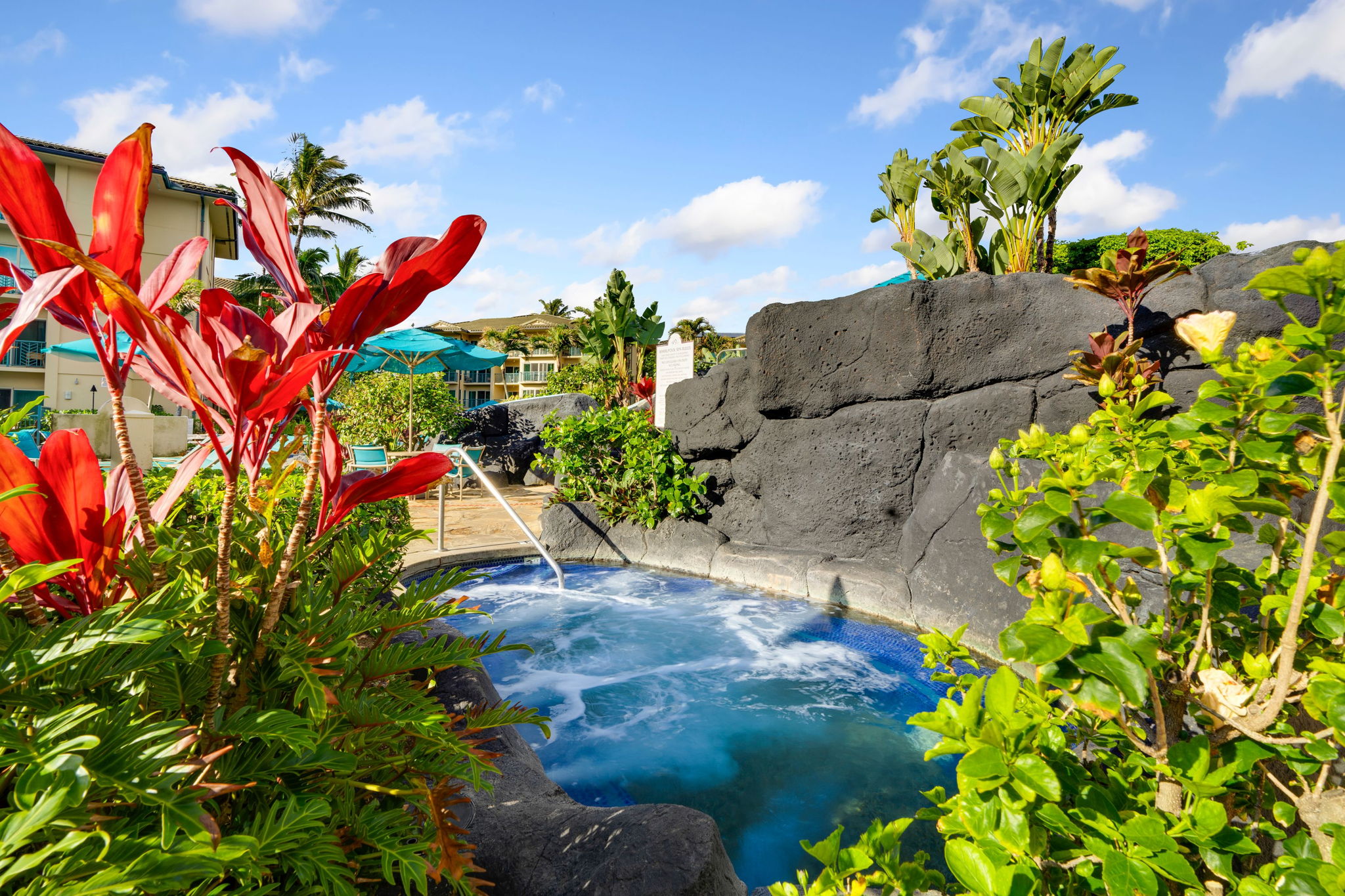 4-820 KUHIO HWY H102