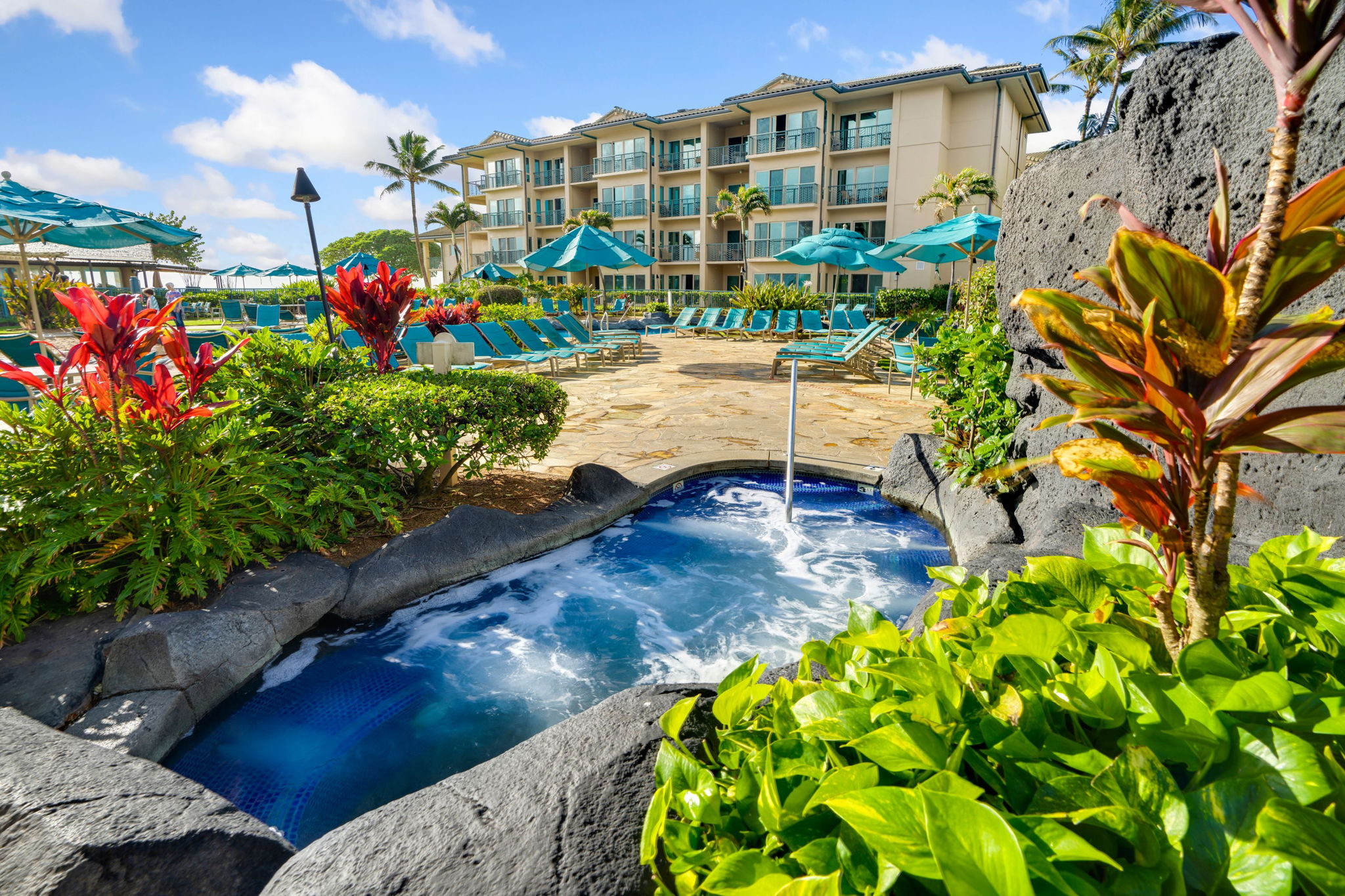 4-820 KUHIO HWY H102