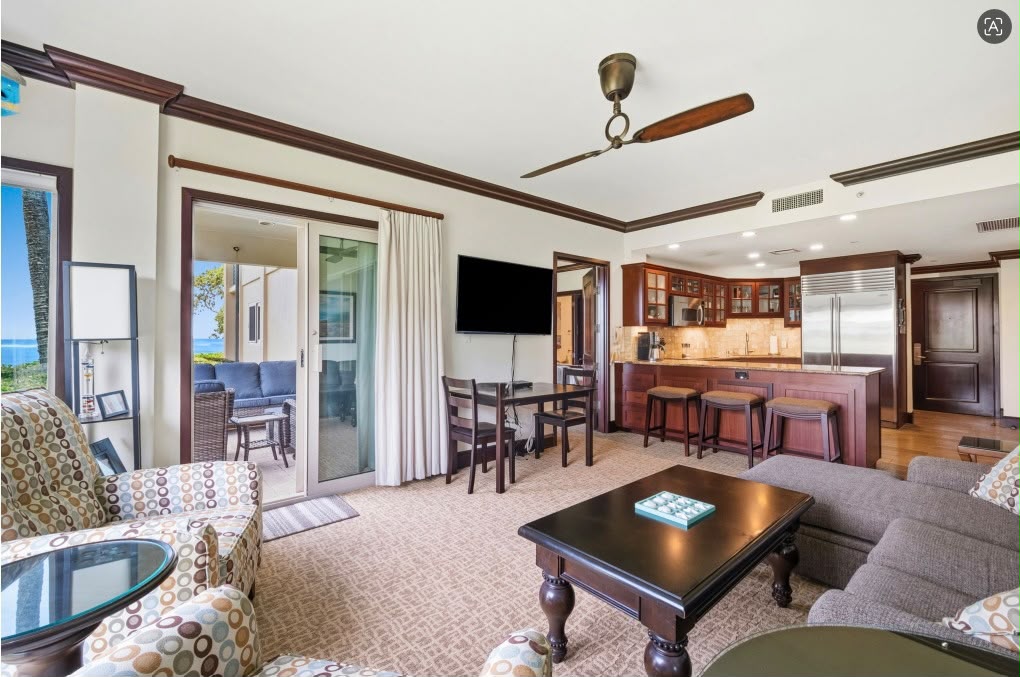 4-820 KUHIO HWY H102