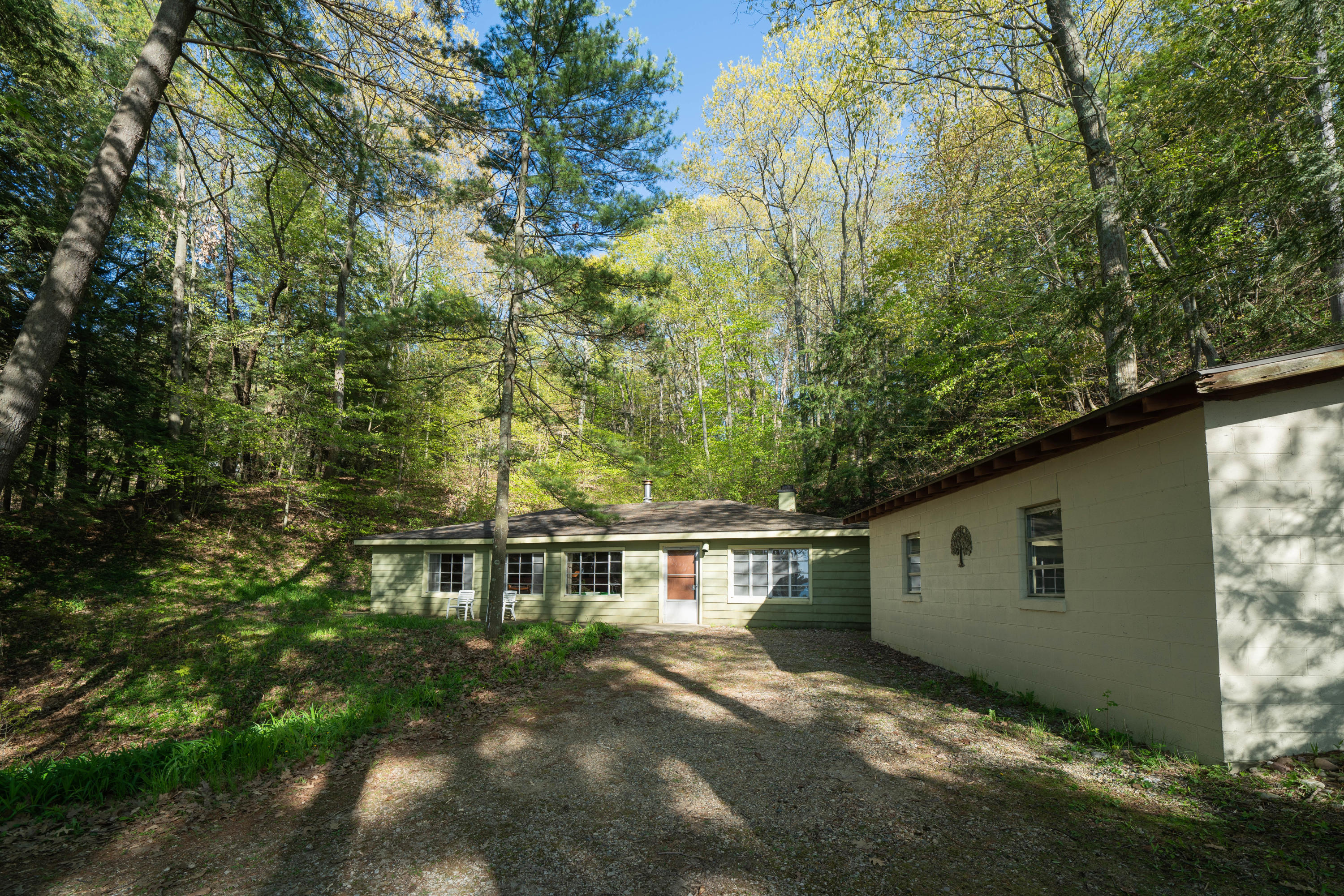 35446 Blue Star Highway