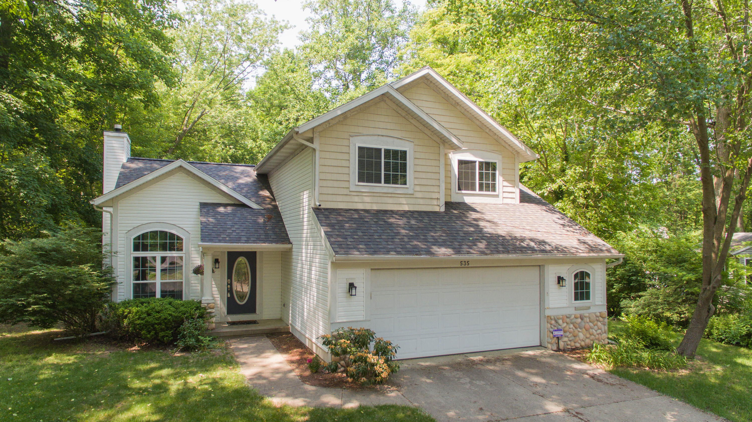 535 Woodbridge Circle