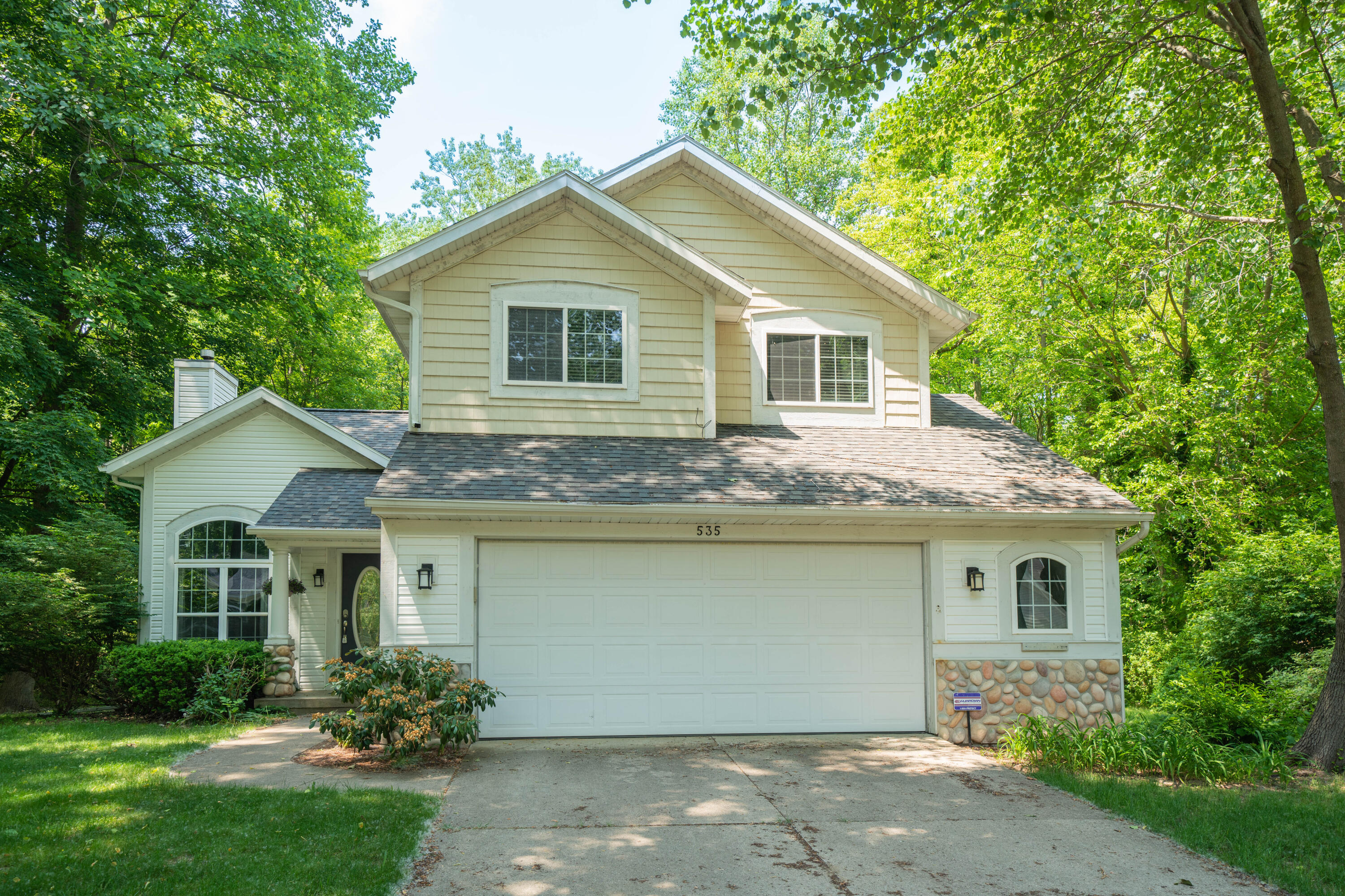 535 Woodbridge Circle