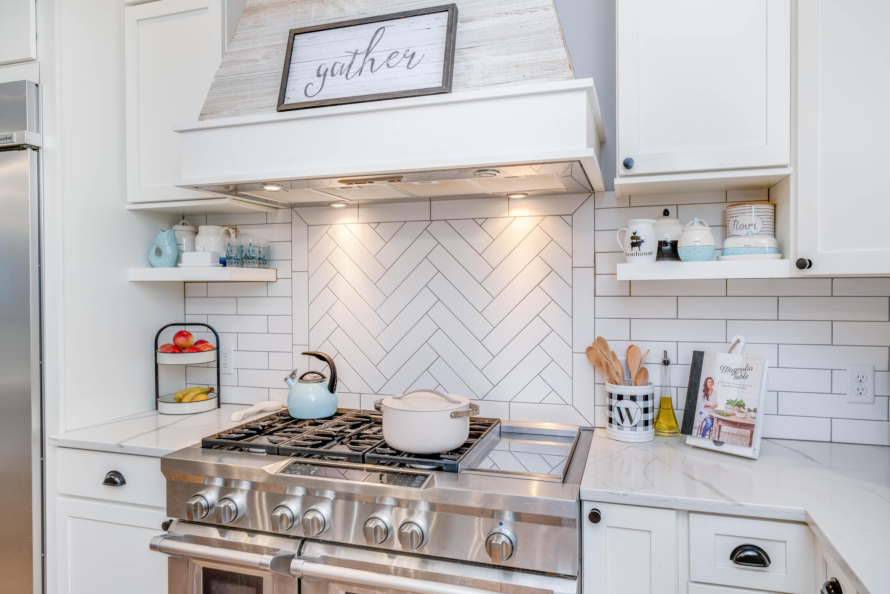 91 North Shore Drive N