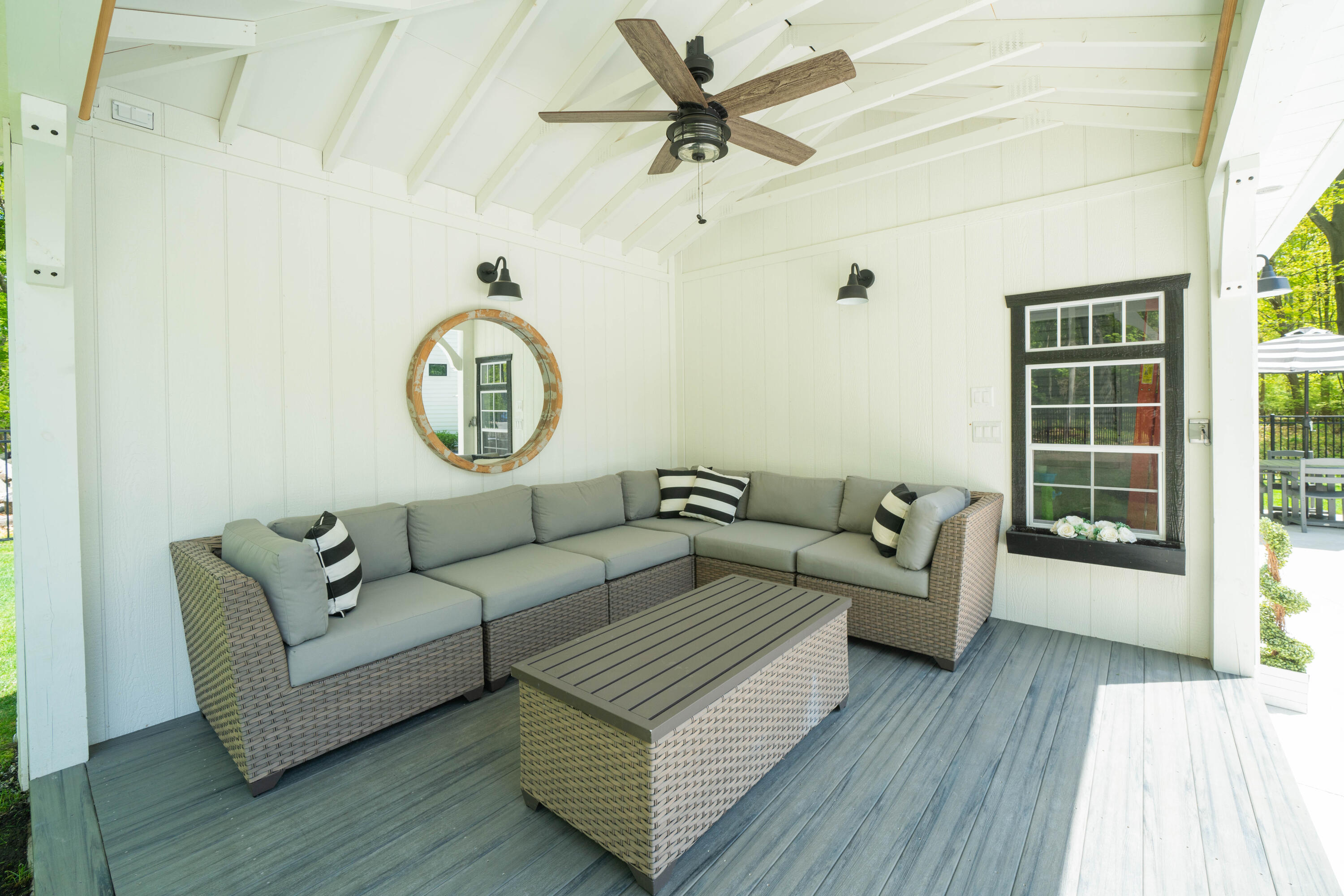 91 North Shore Drive N