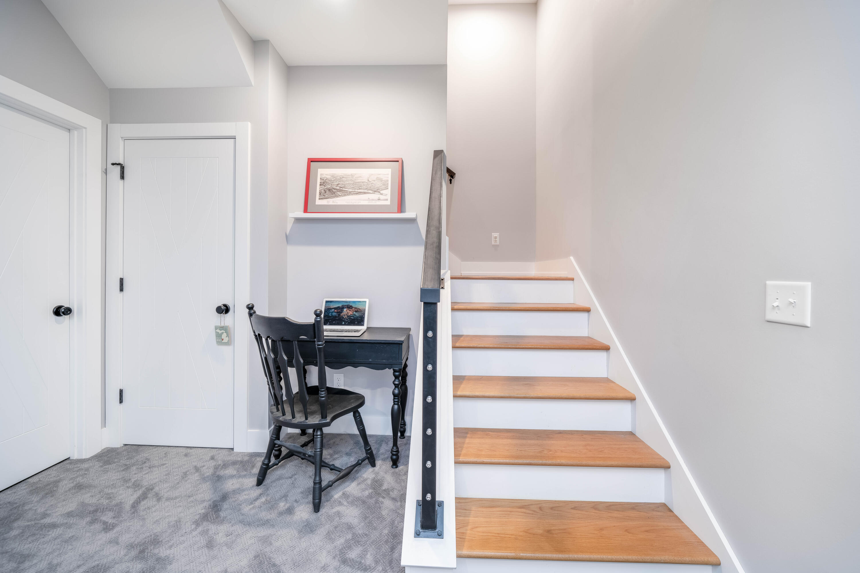 91 North Shore Drive N