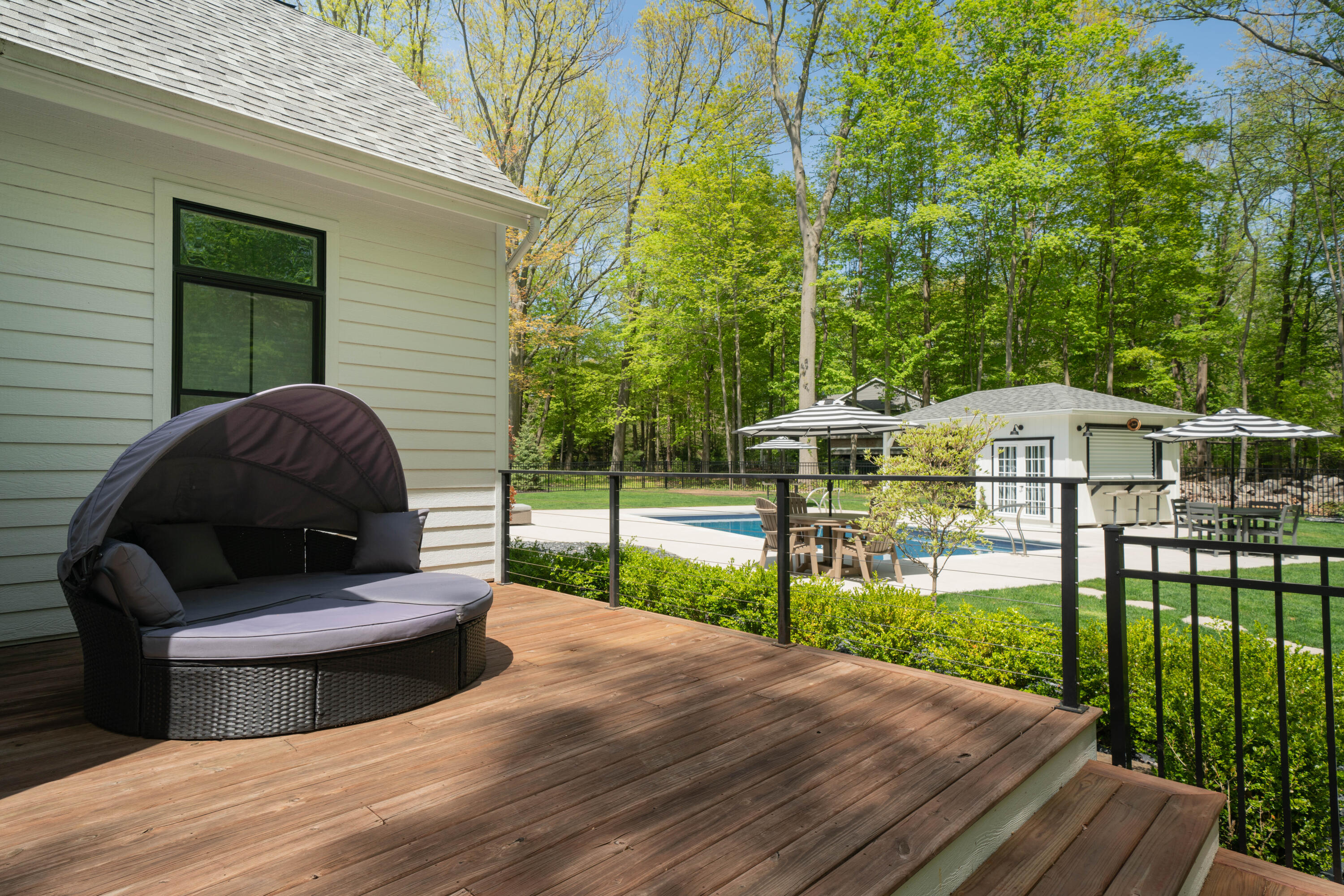 91 North Shore Drive N