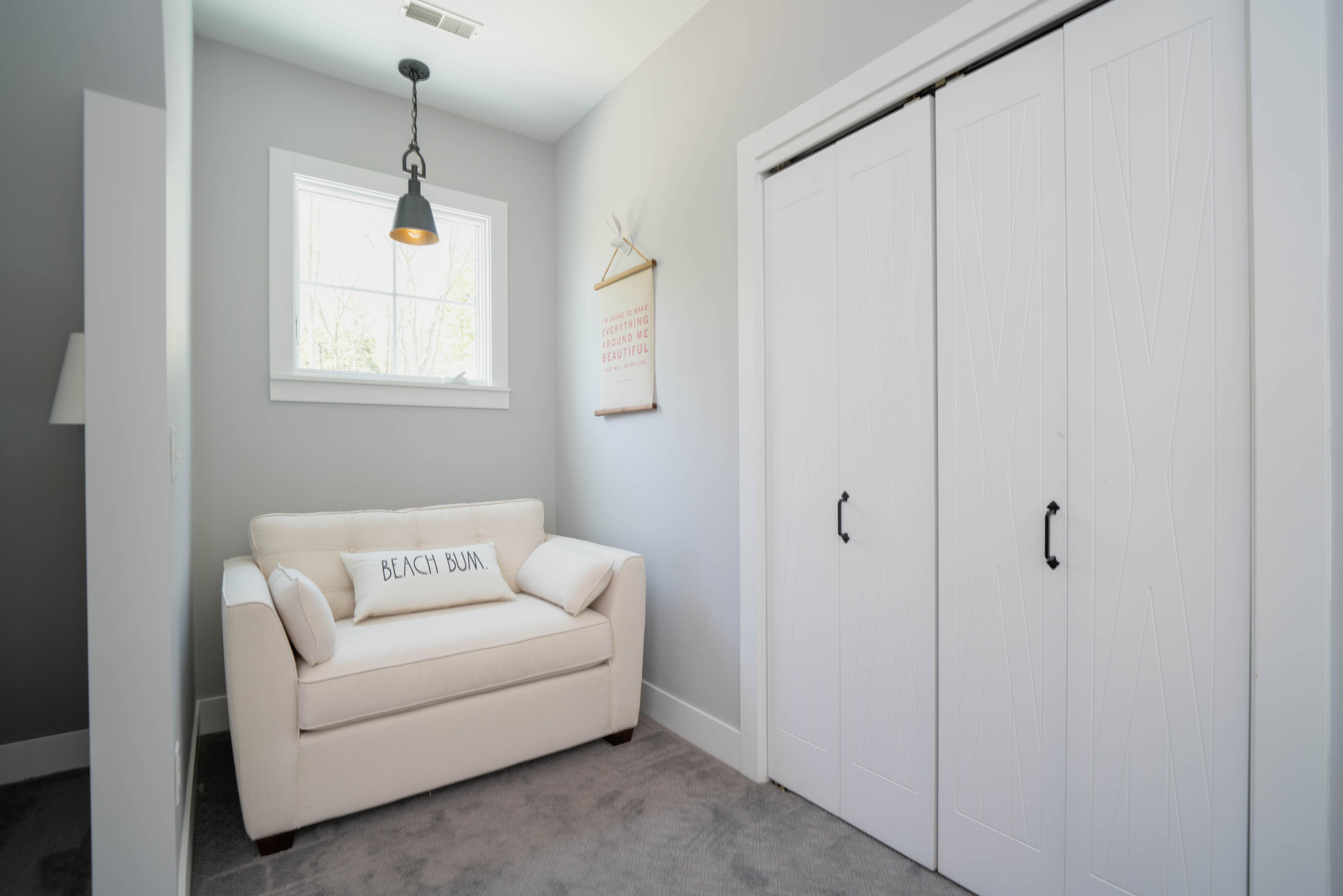 91 North Shore Drive N