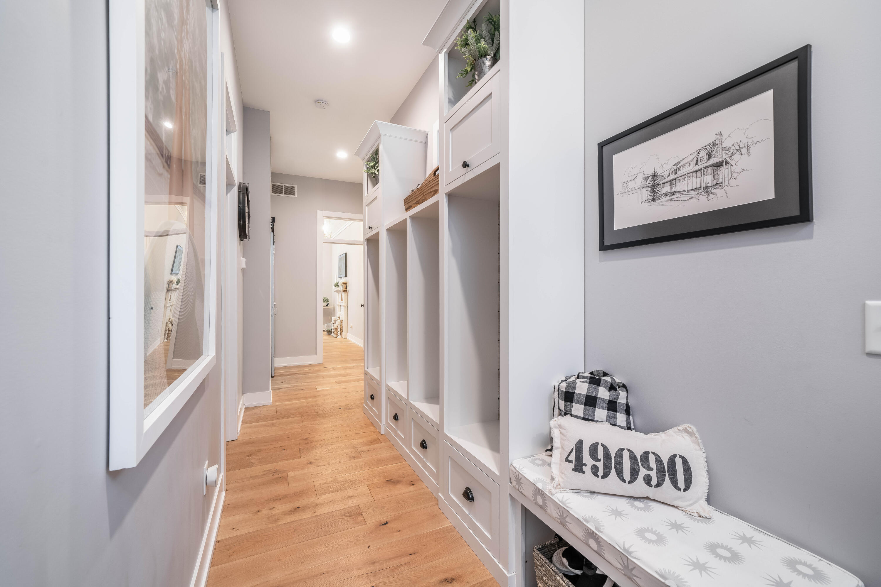 91 North Shore Drive N