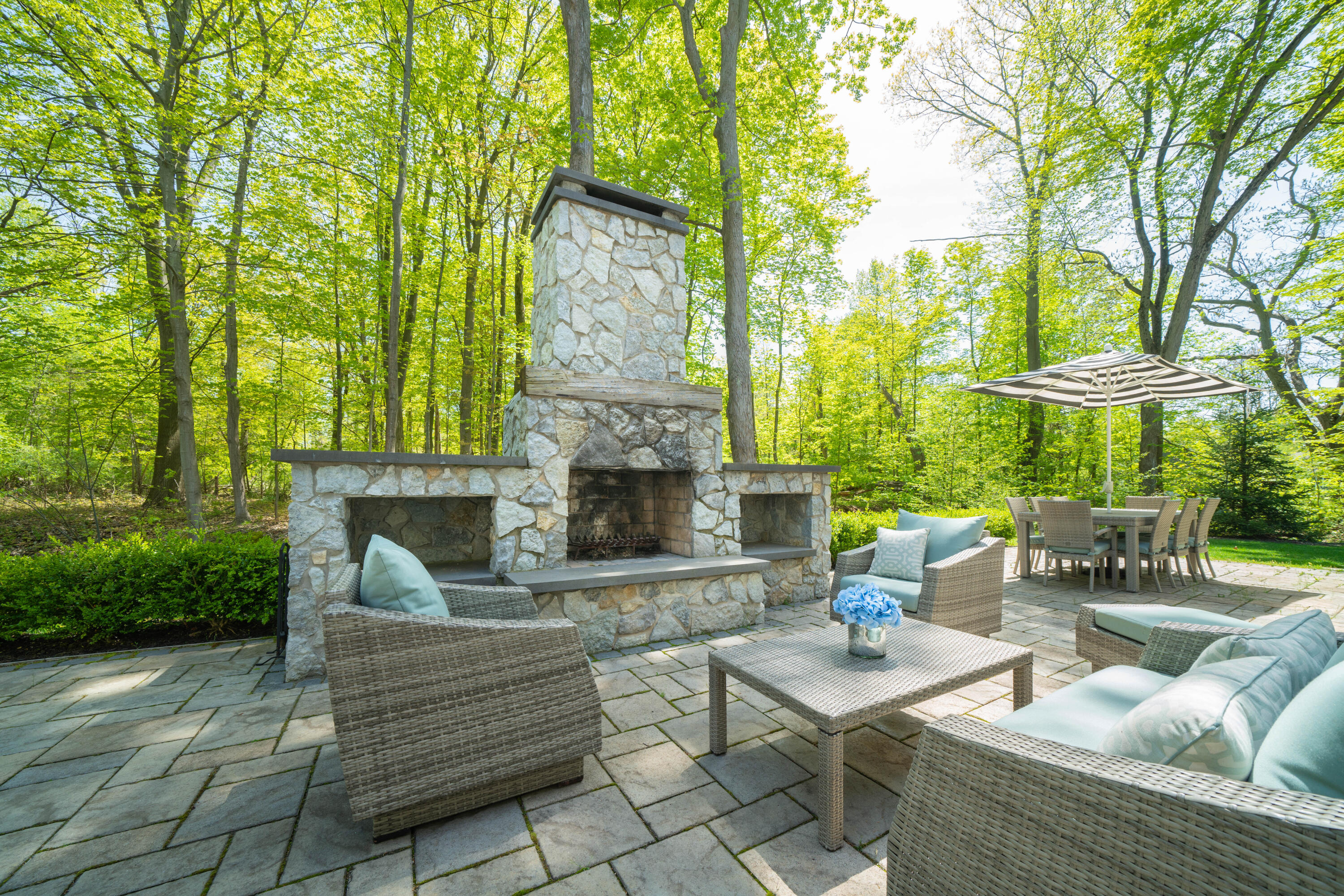 91 North Shore Drive N