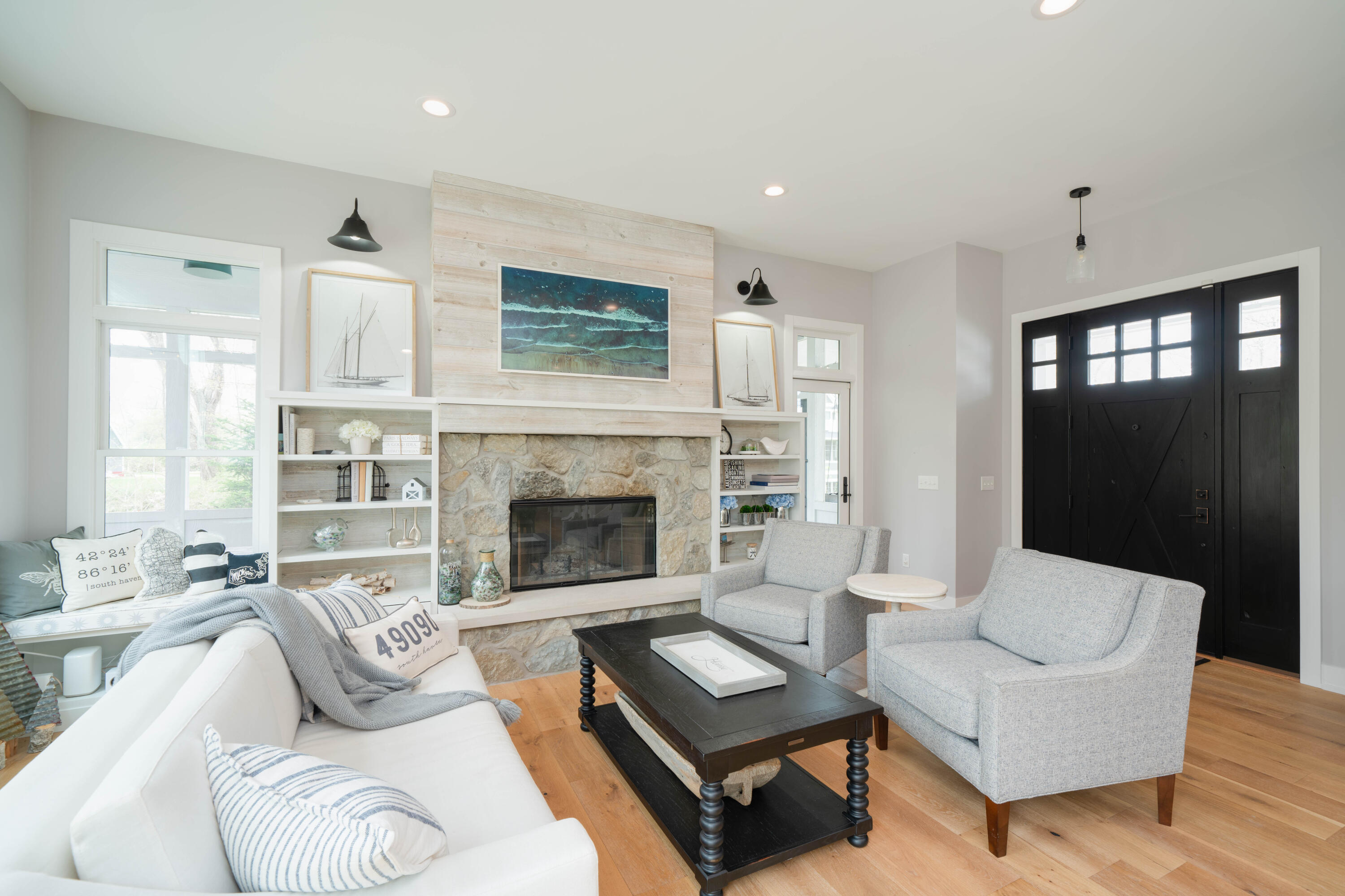 91 North Shore Drive N