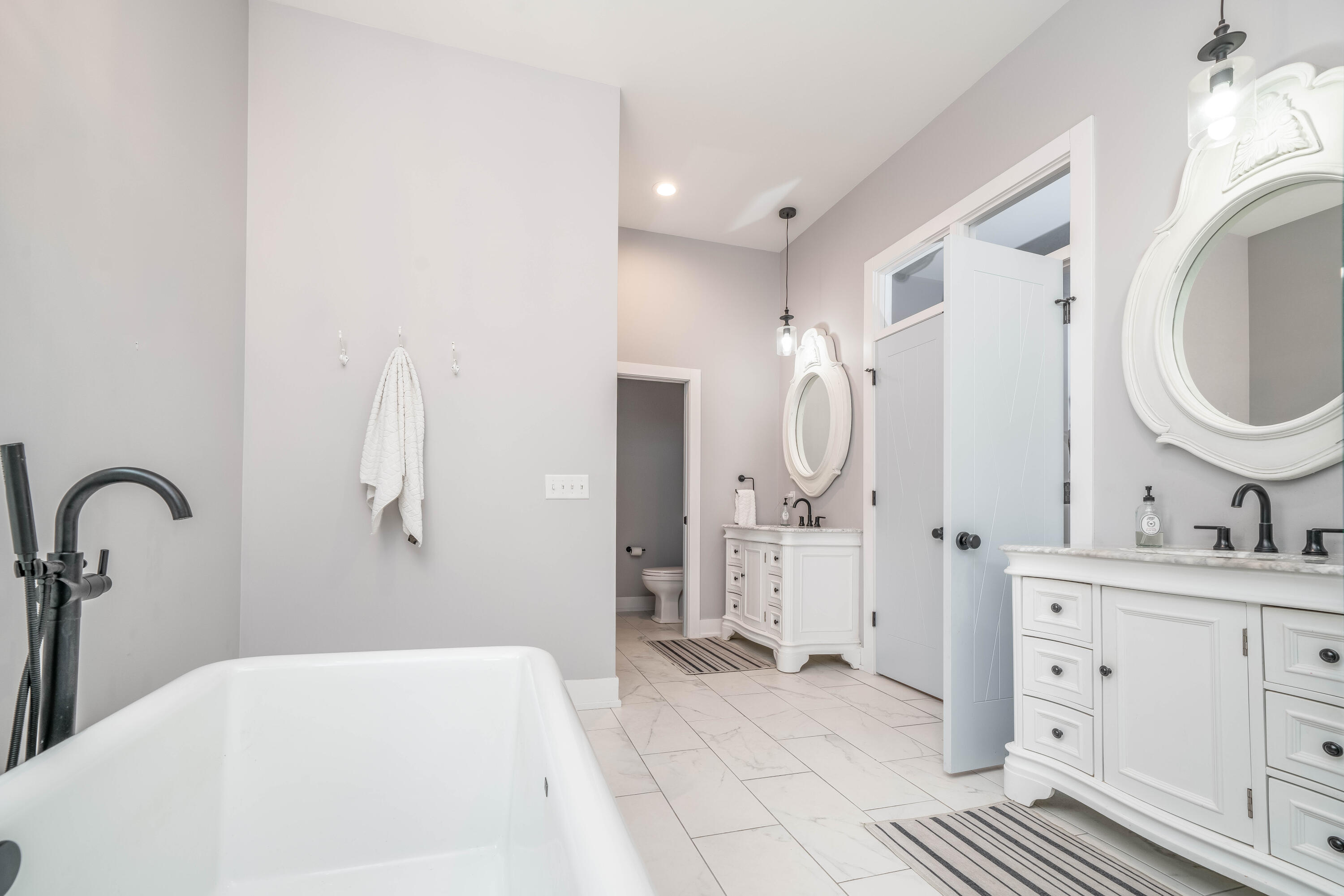 91 North Shore Drive N