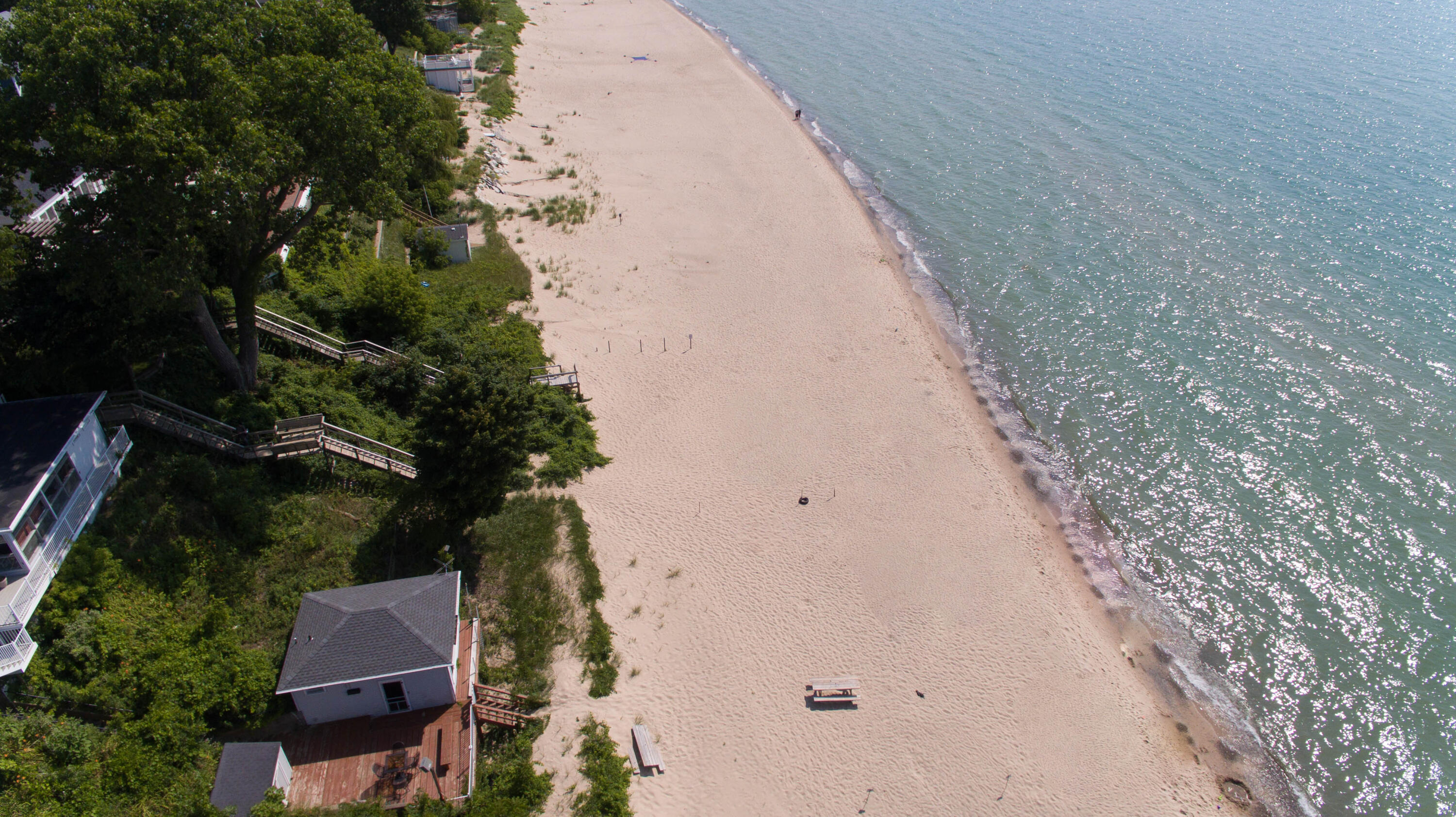 91 North Shore Drive N