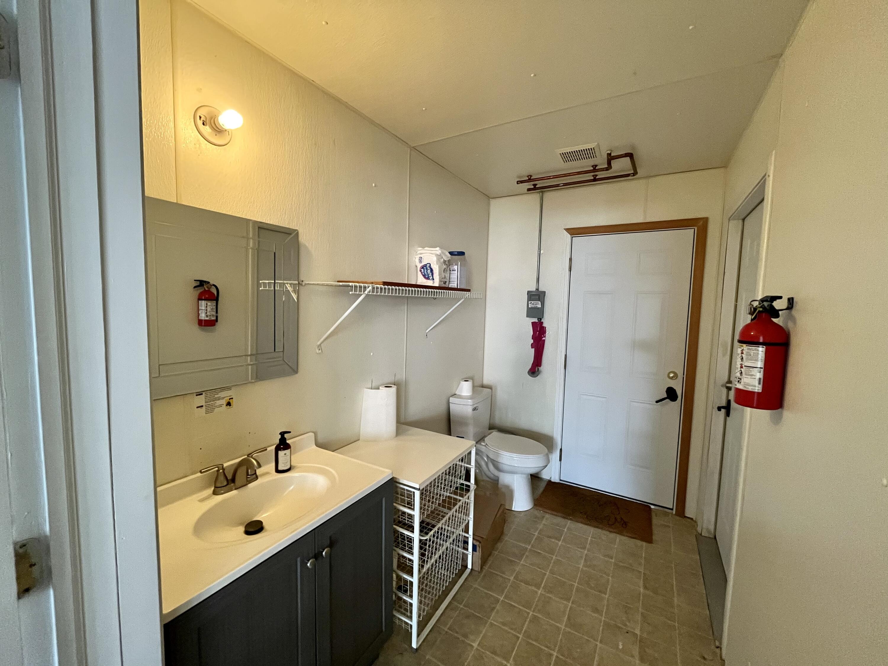 406 Phoenix Street, 2