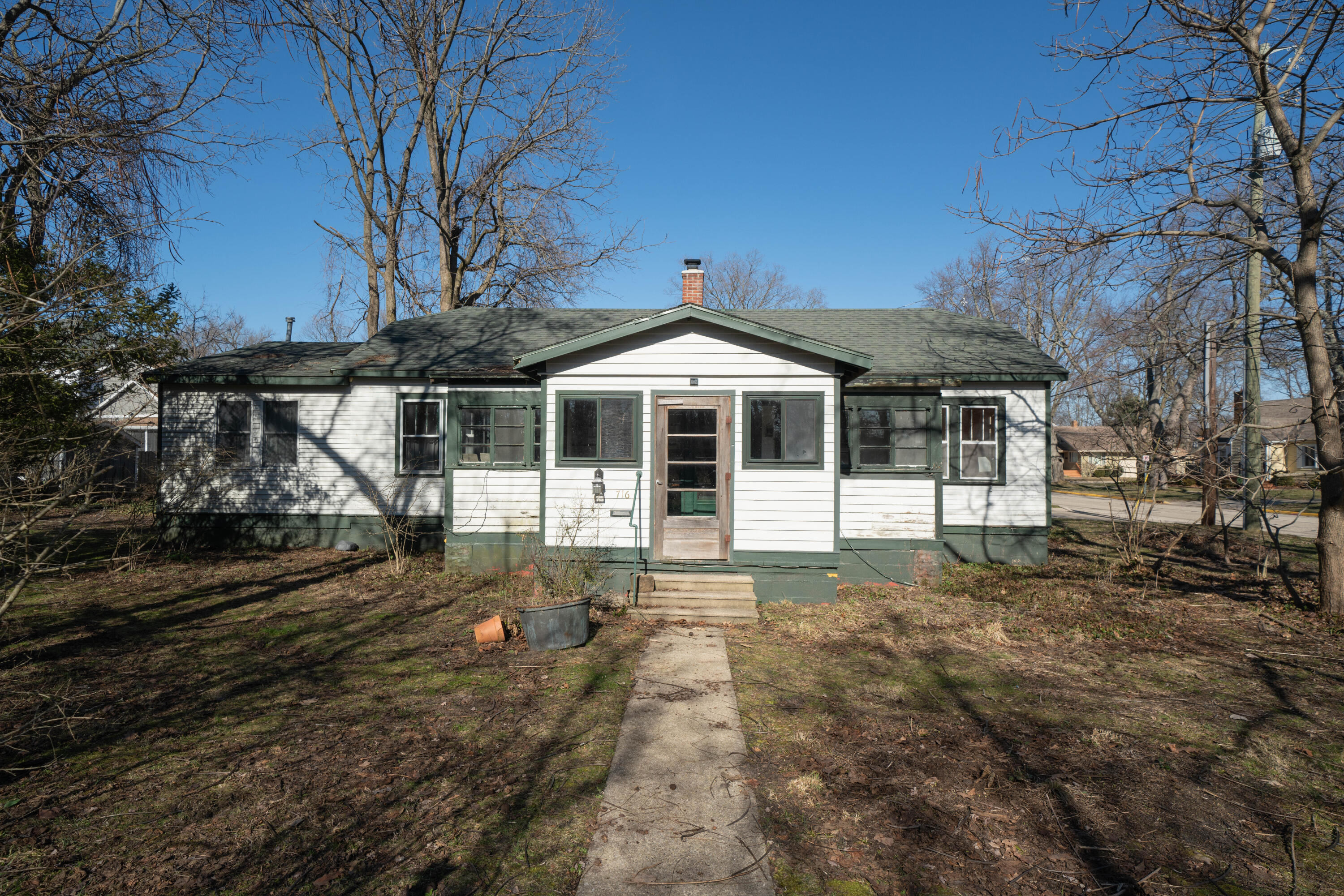 716 St. Joseph Street