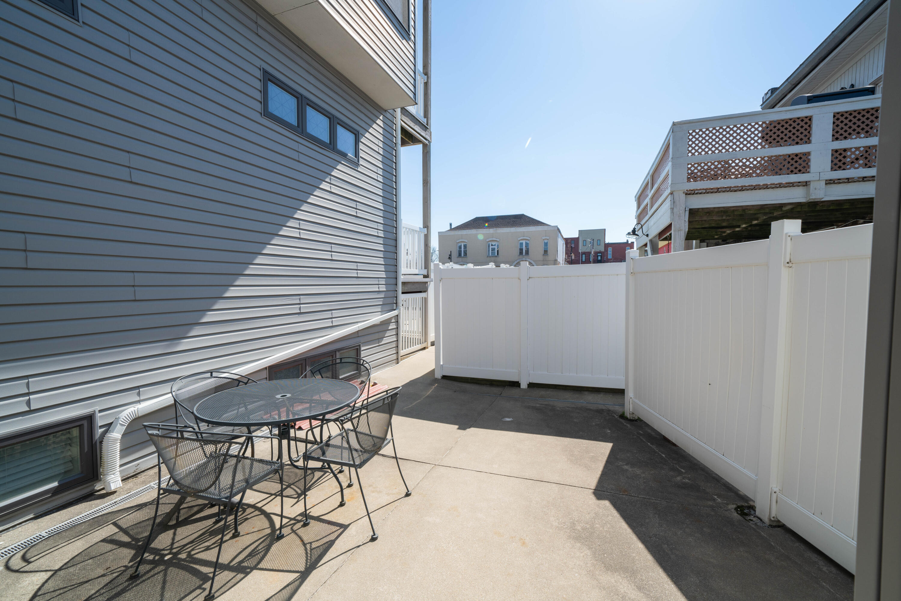 510 Williams Street, 20