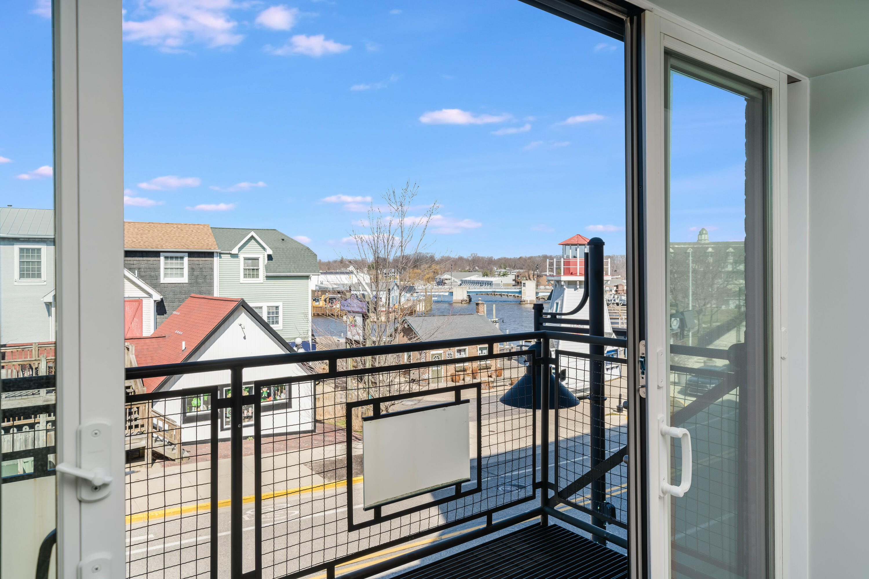 510 Williams Street, 20