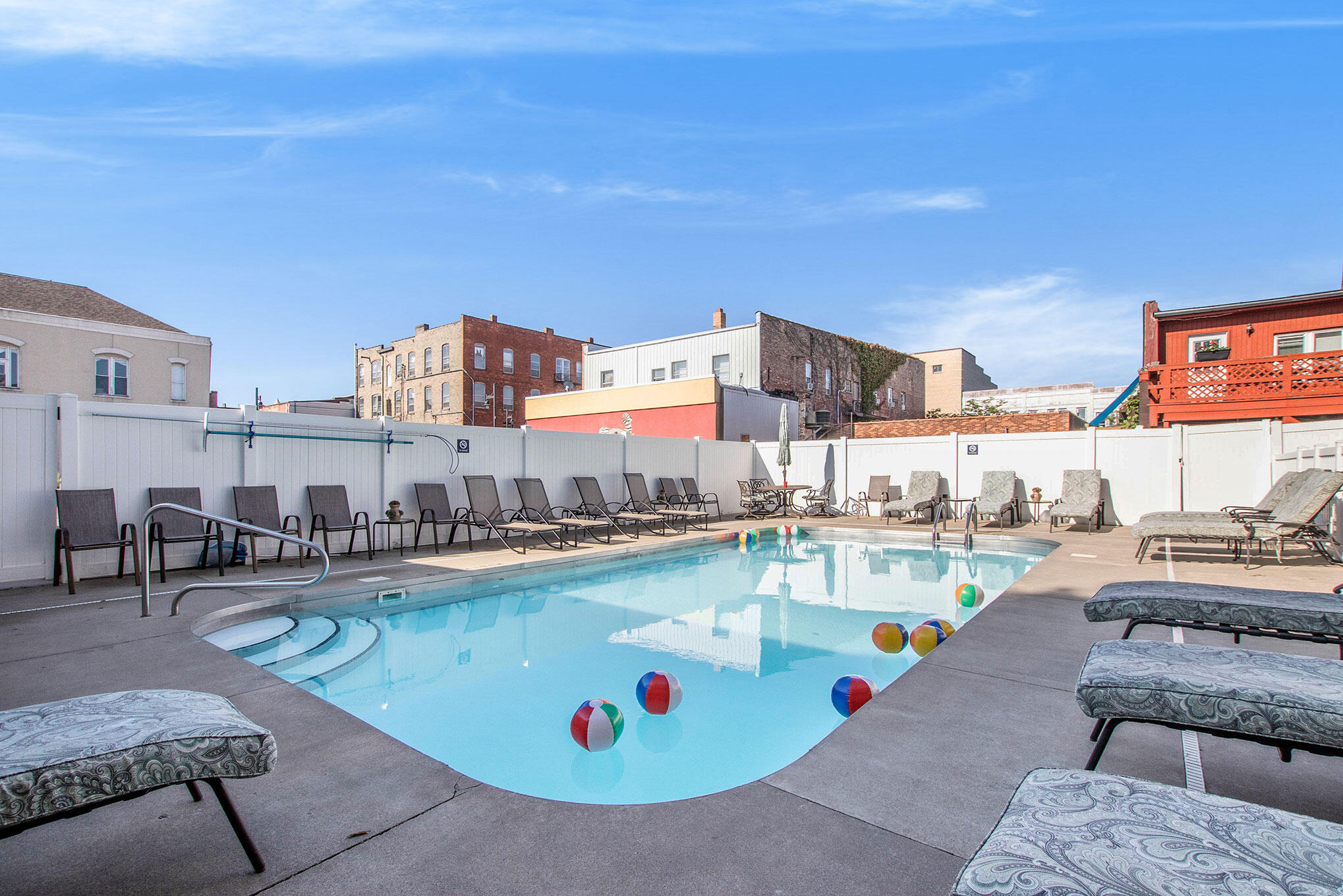 510 Williams Street, 20