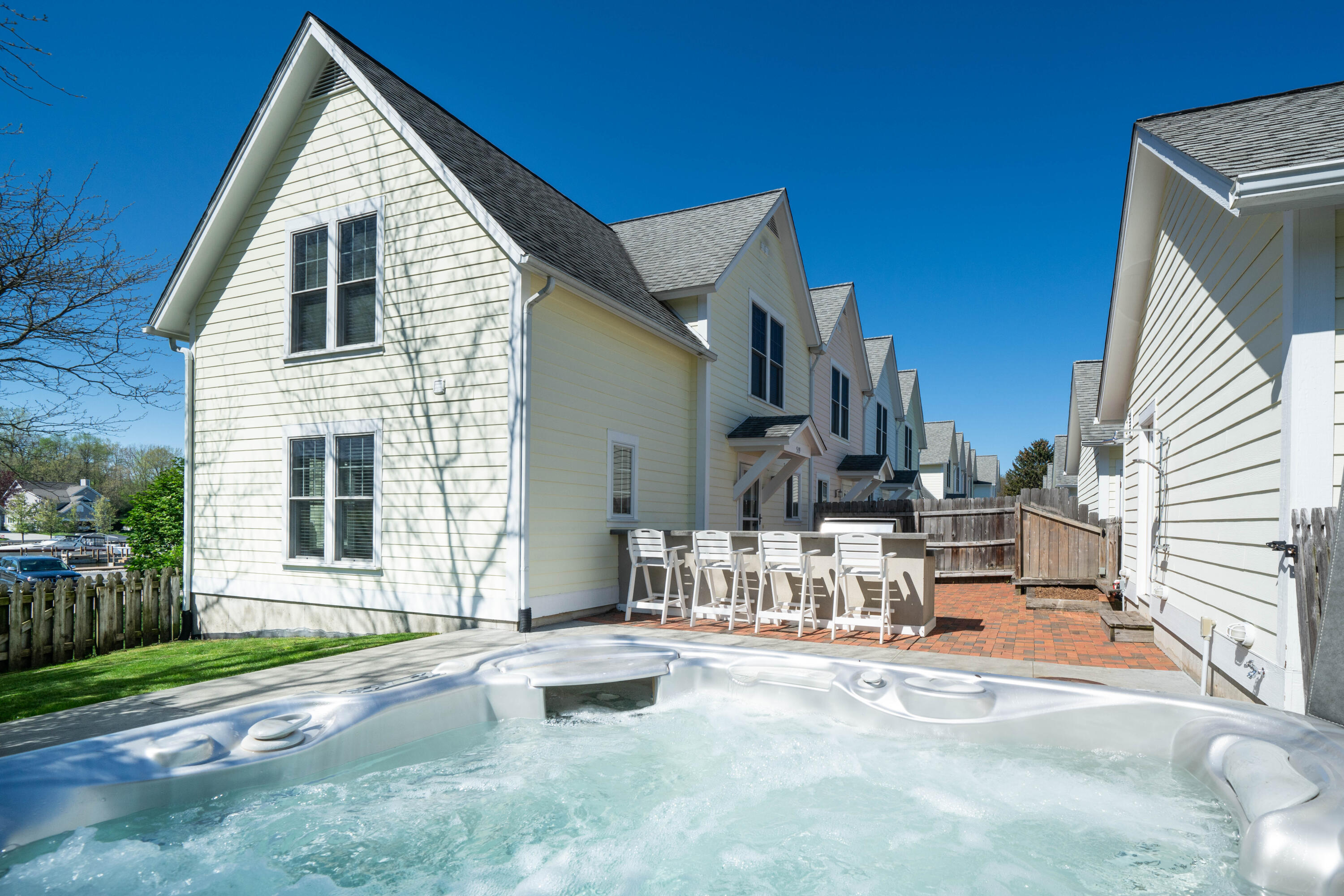 519 Virginia Avenue, 1