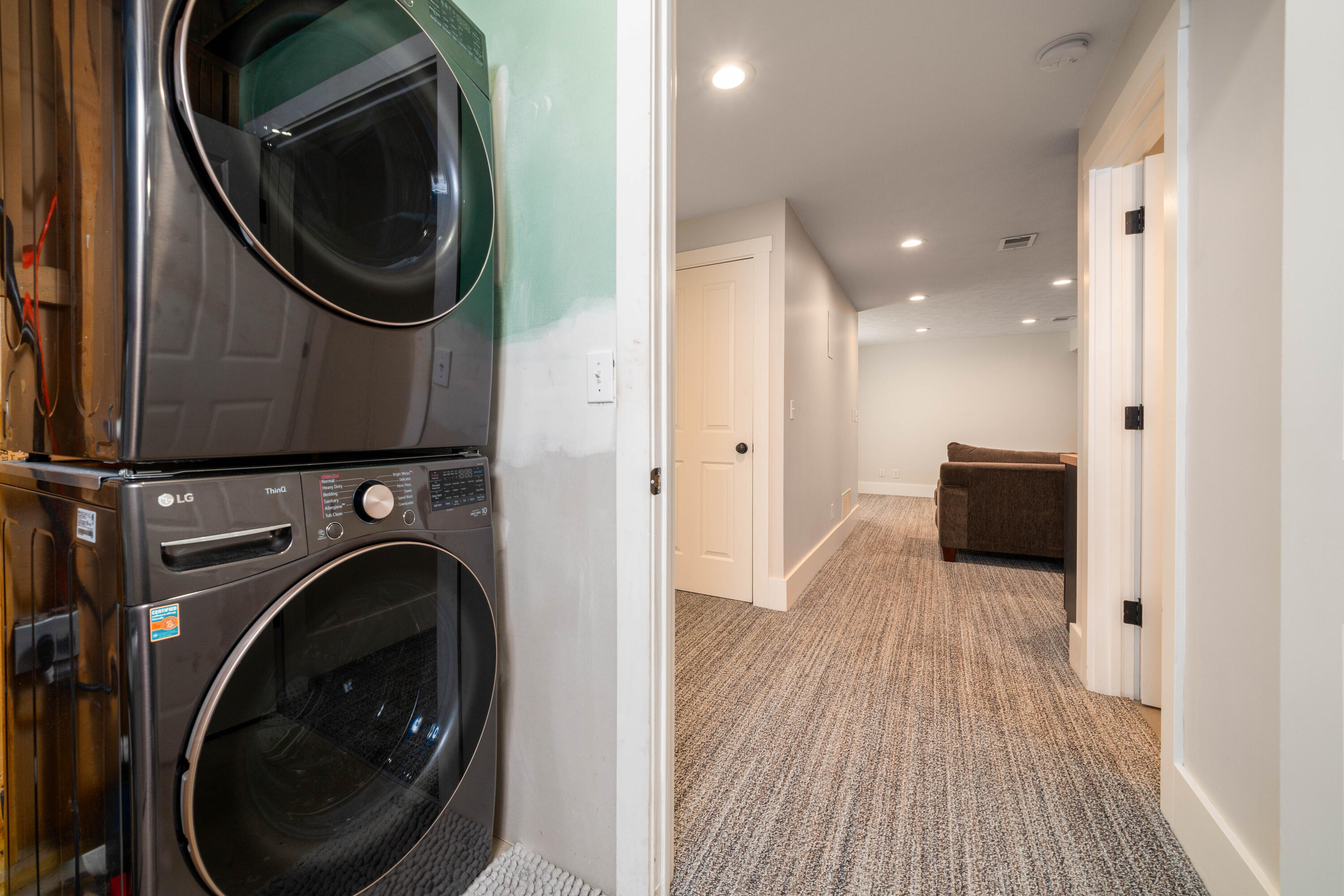 519 Virginia Avenue, 1