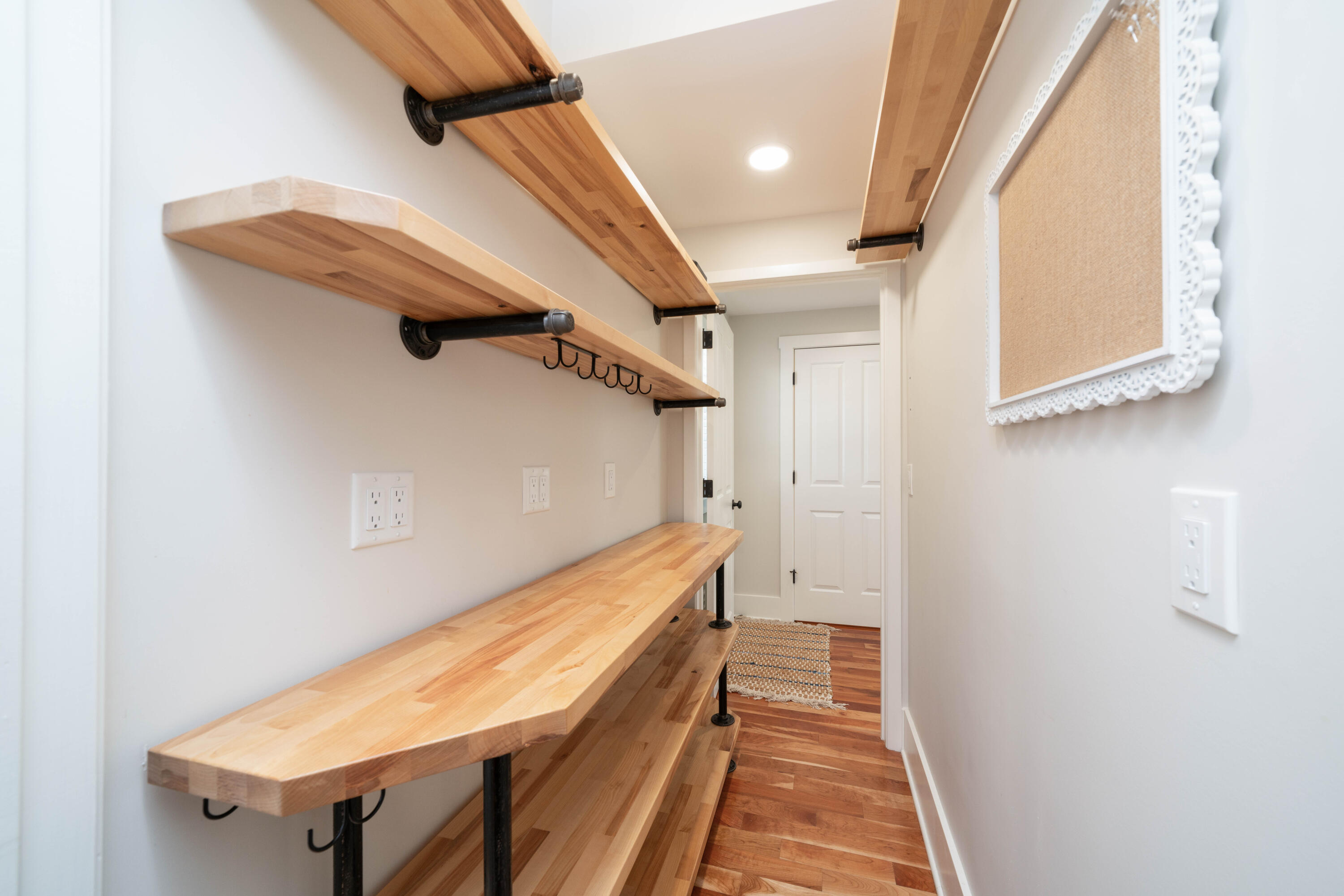 519 Virginia Avenue, 1