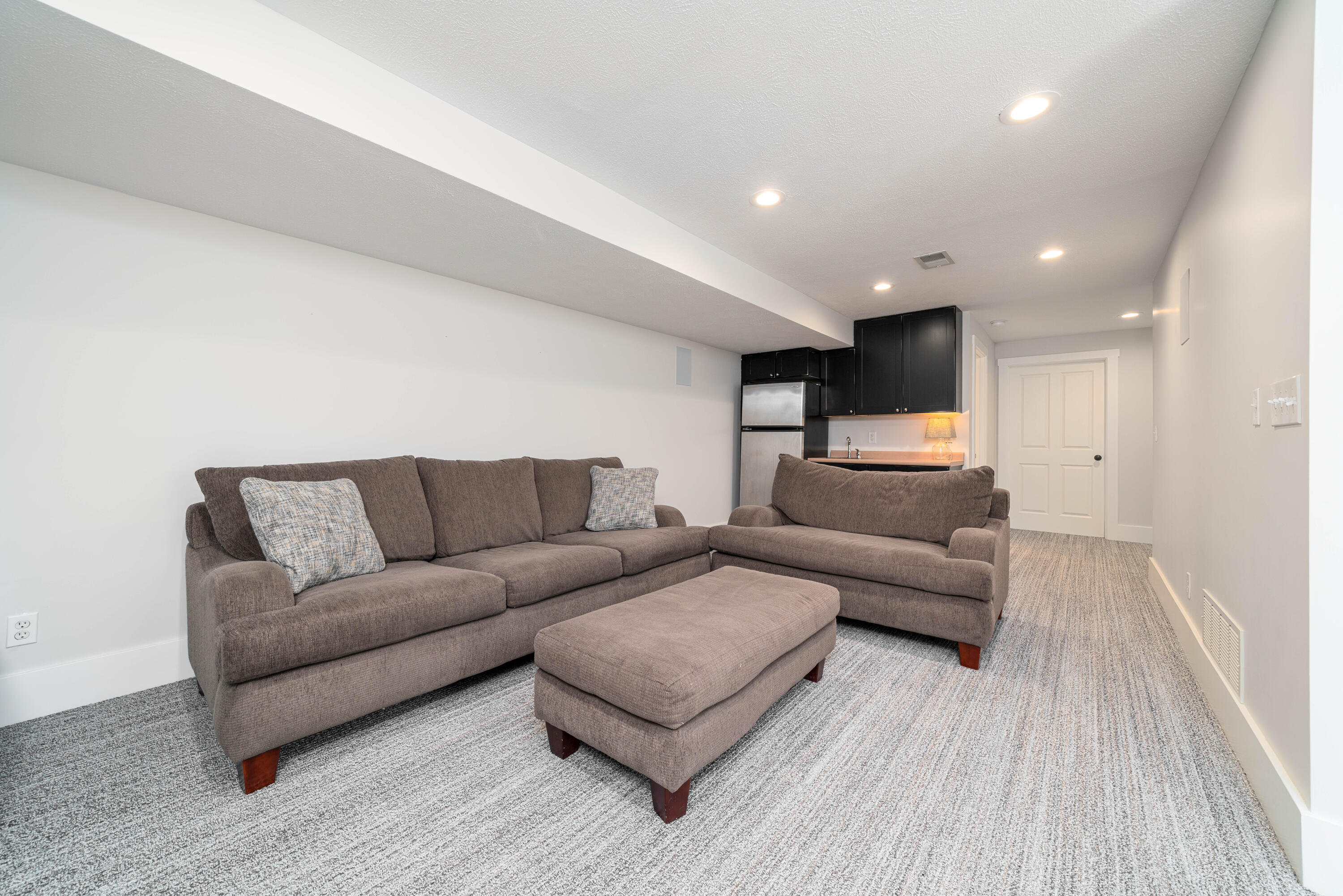 519 Virginia Avenue, 1