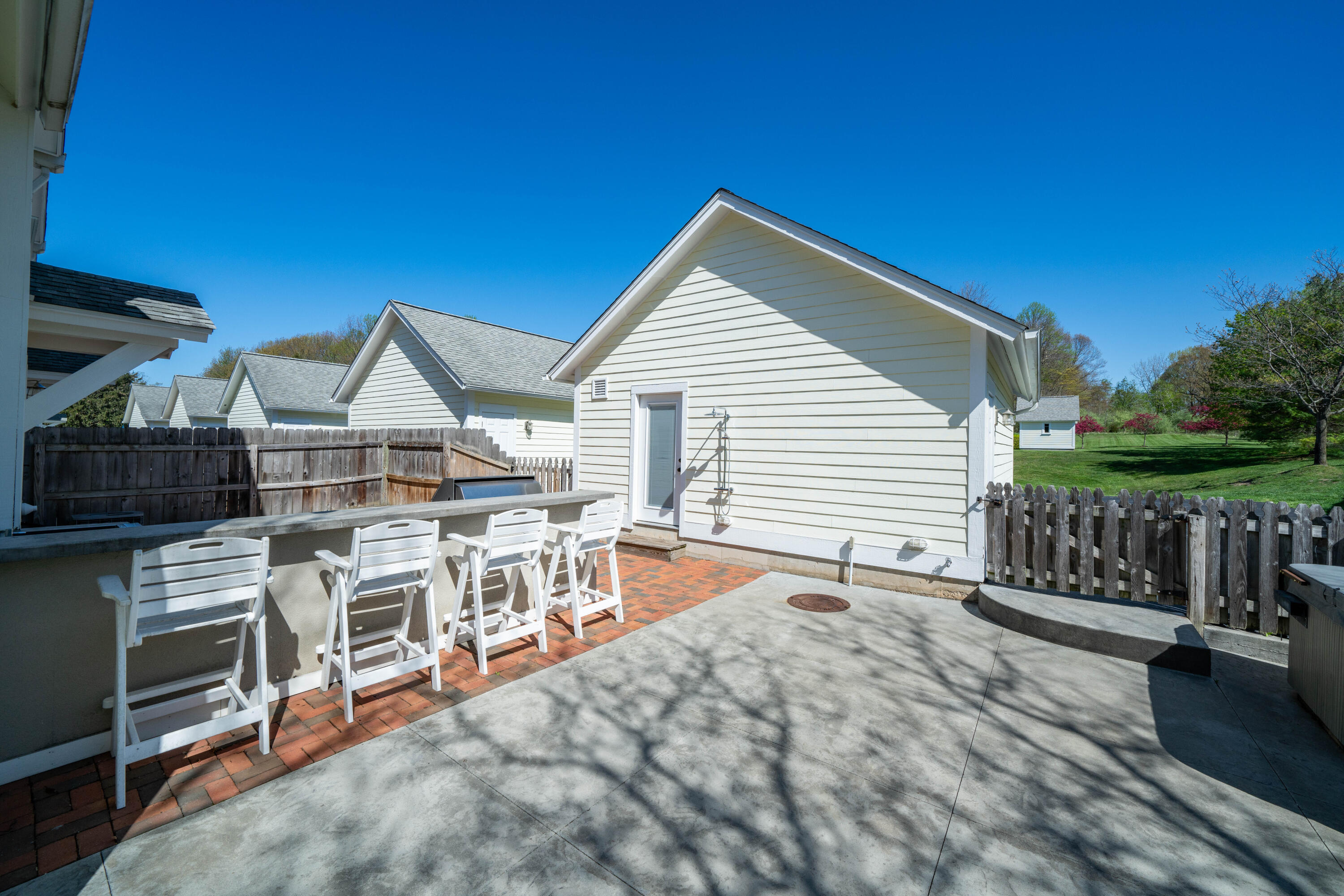 519 Virginia Avenue, 1