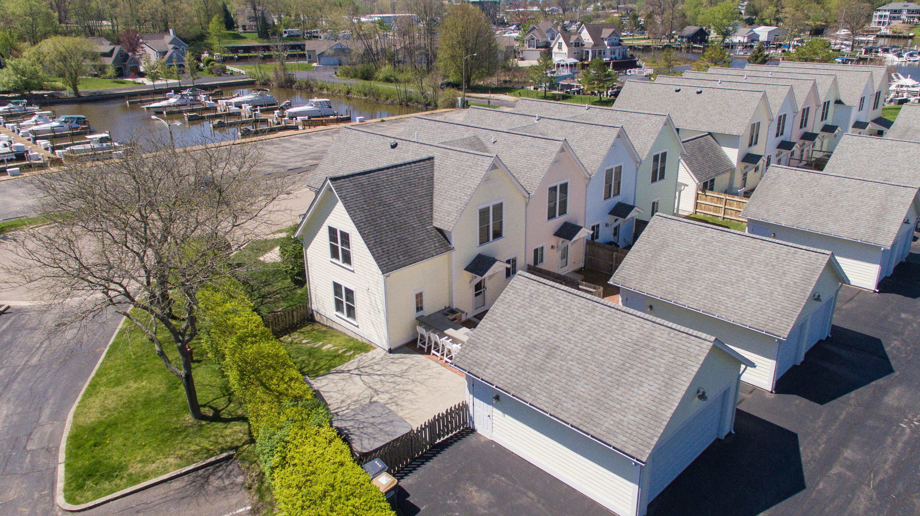 519 Virginia Avenue, 1