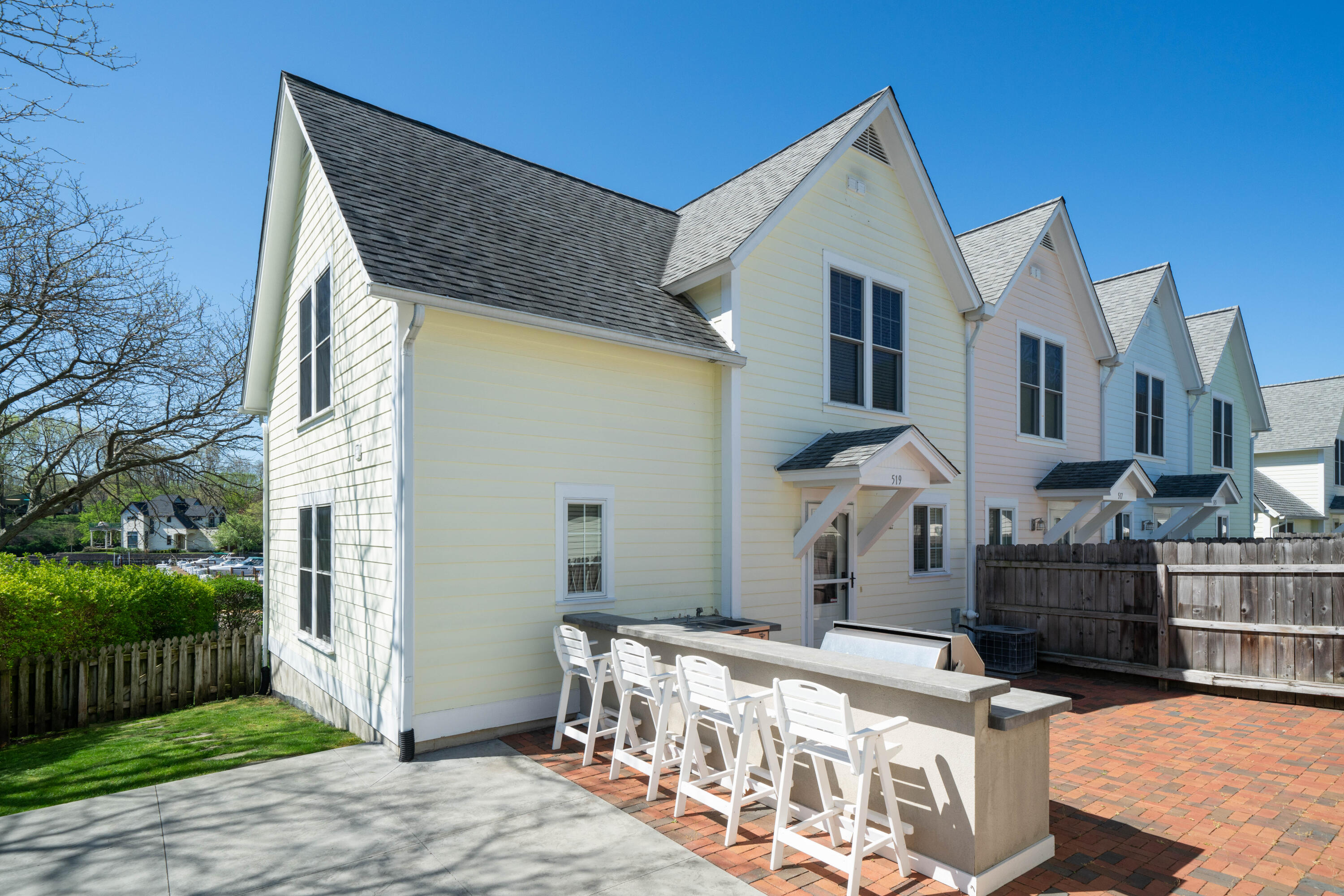 519 Virginia Avenue, 1