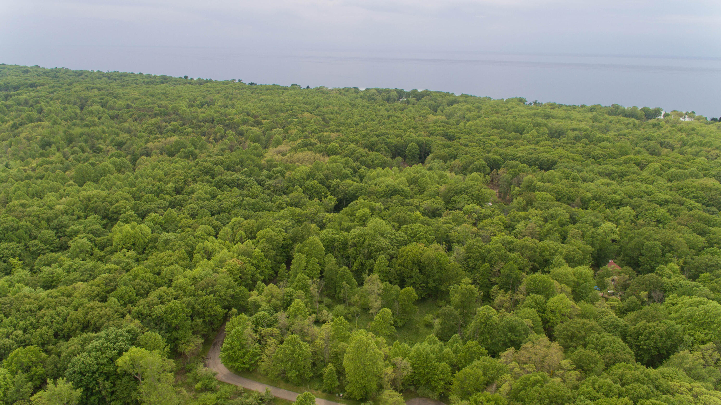 7070 Glenn Oaks Drive