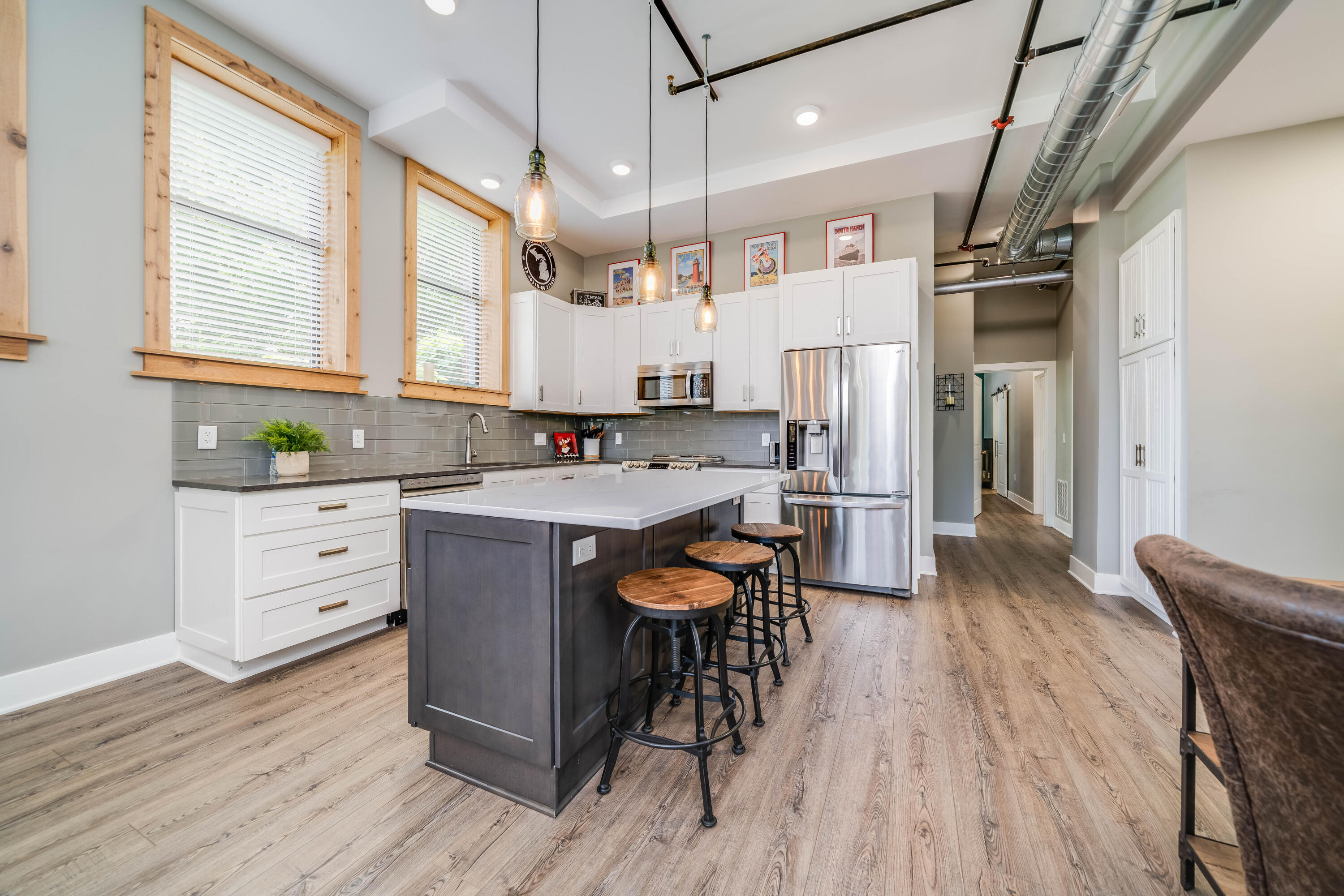 460 Broadway Street, 105