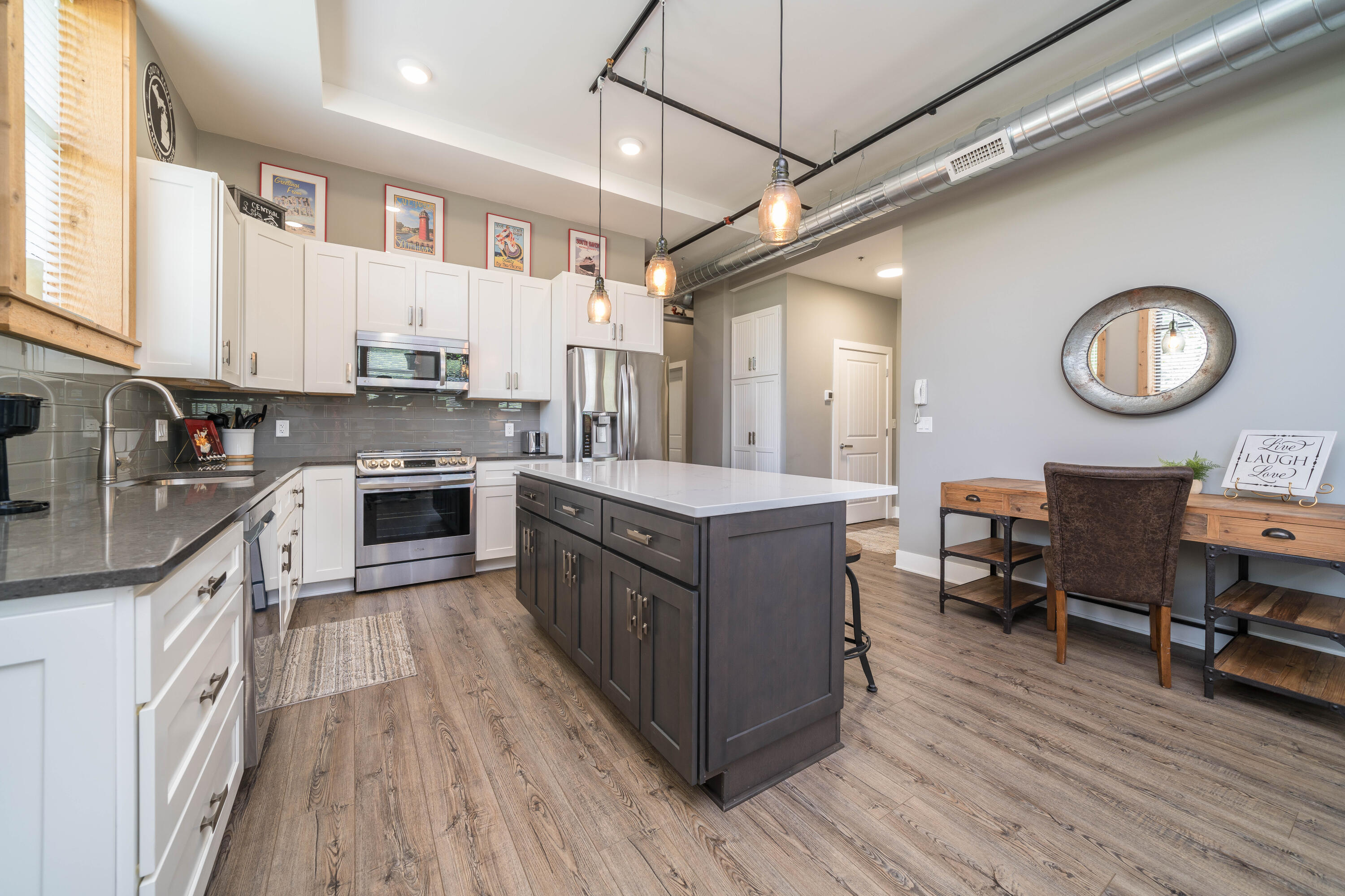 460 Broadway Street, 105