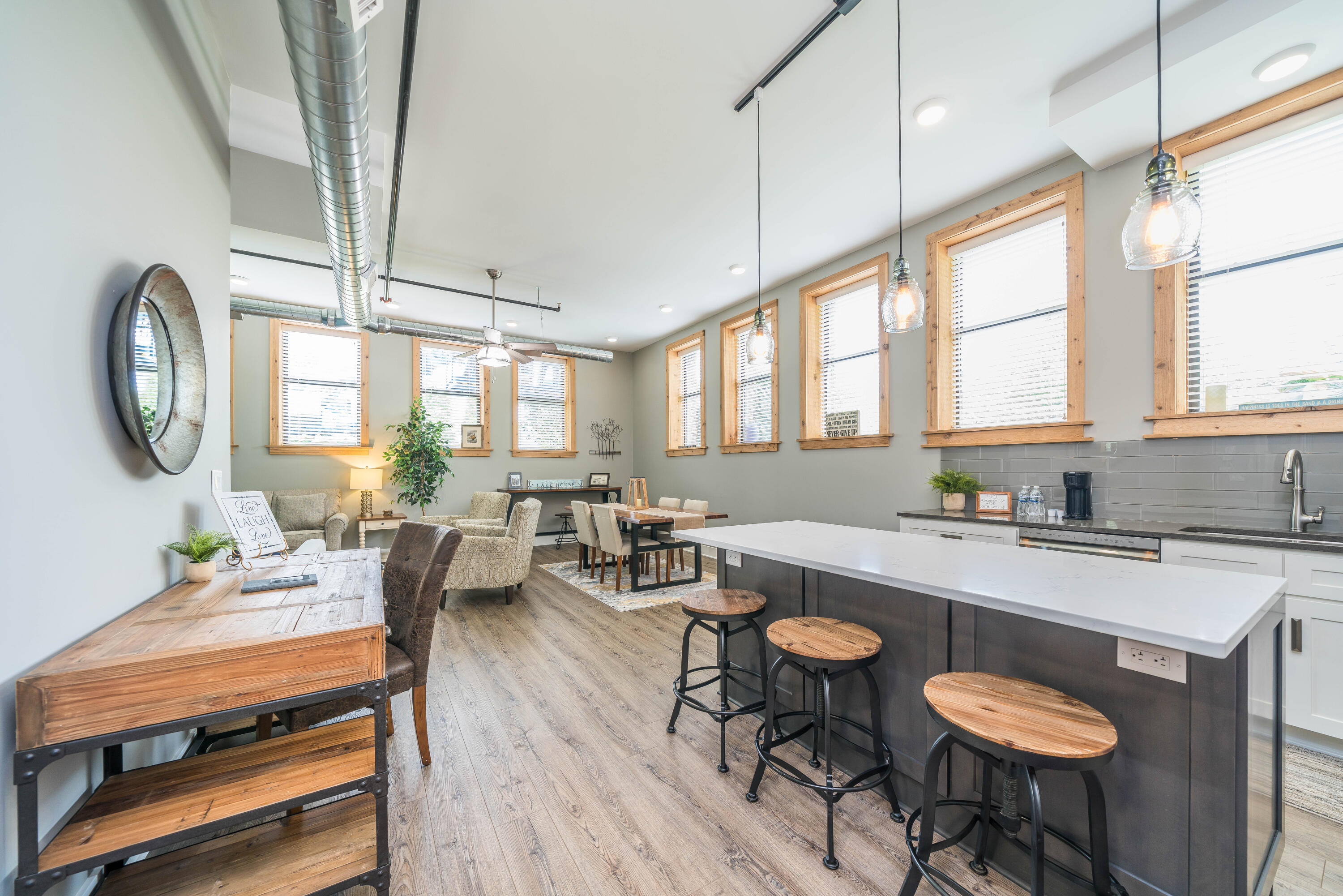 460 Broadway Street, 105