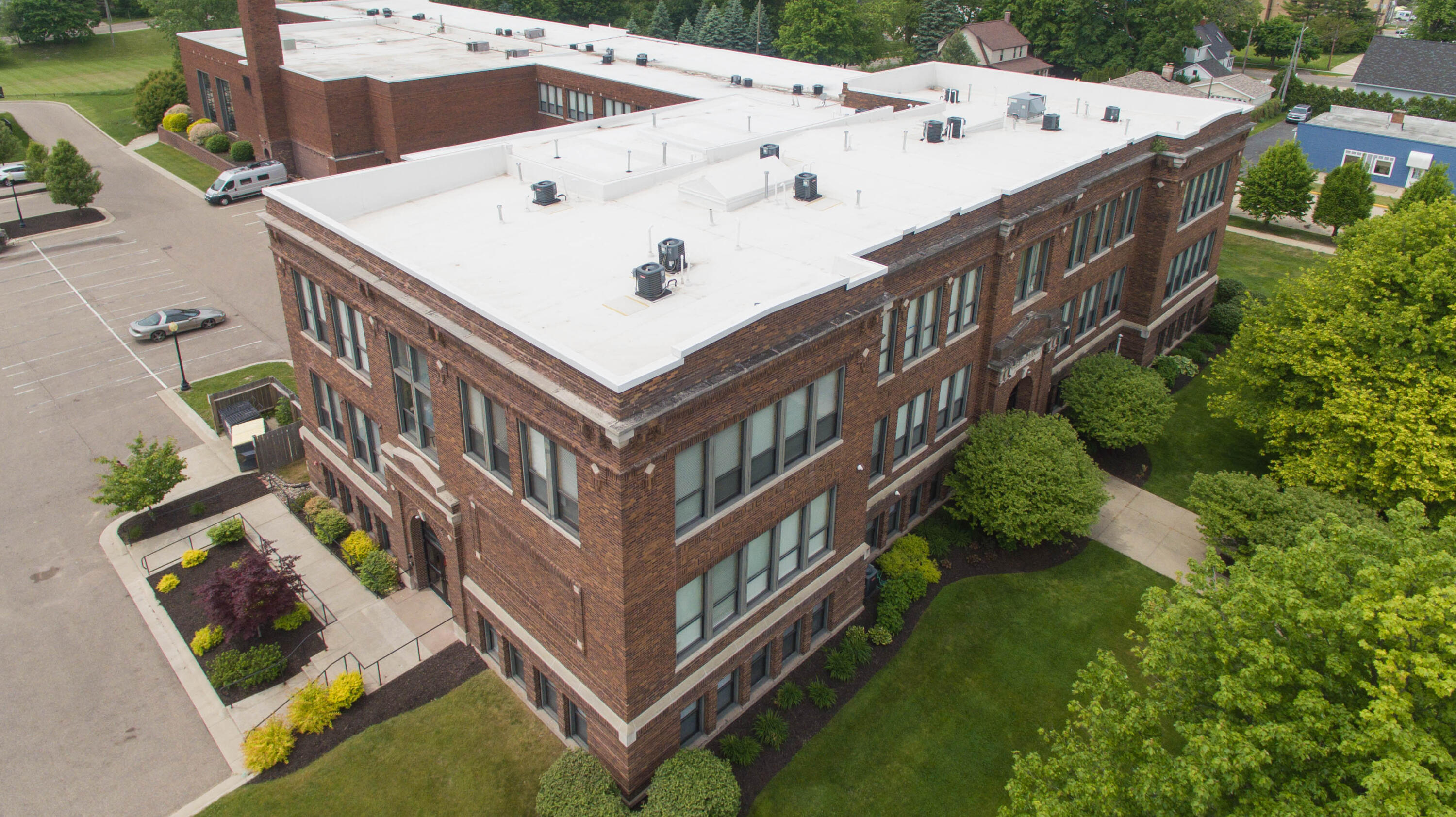 460 Broadway Street, 105