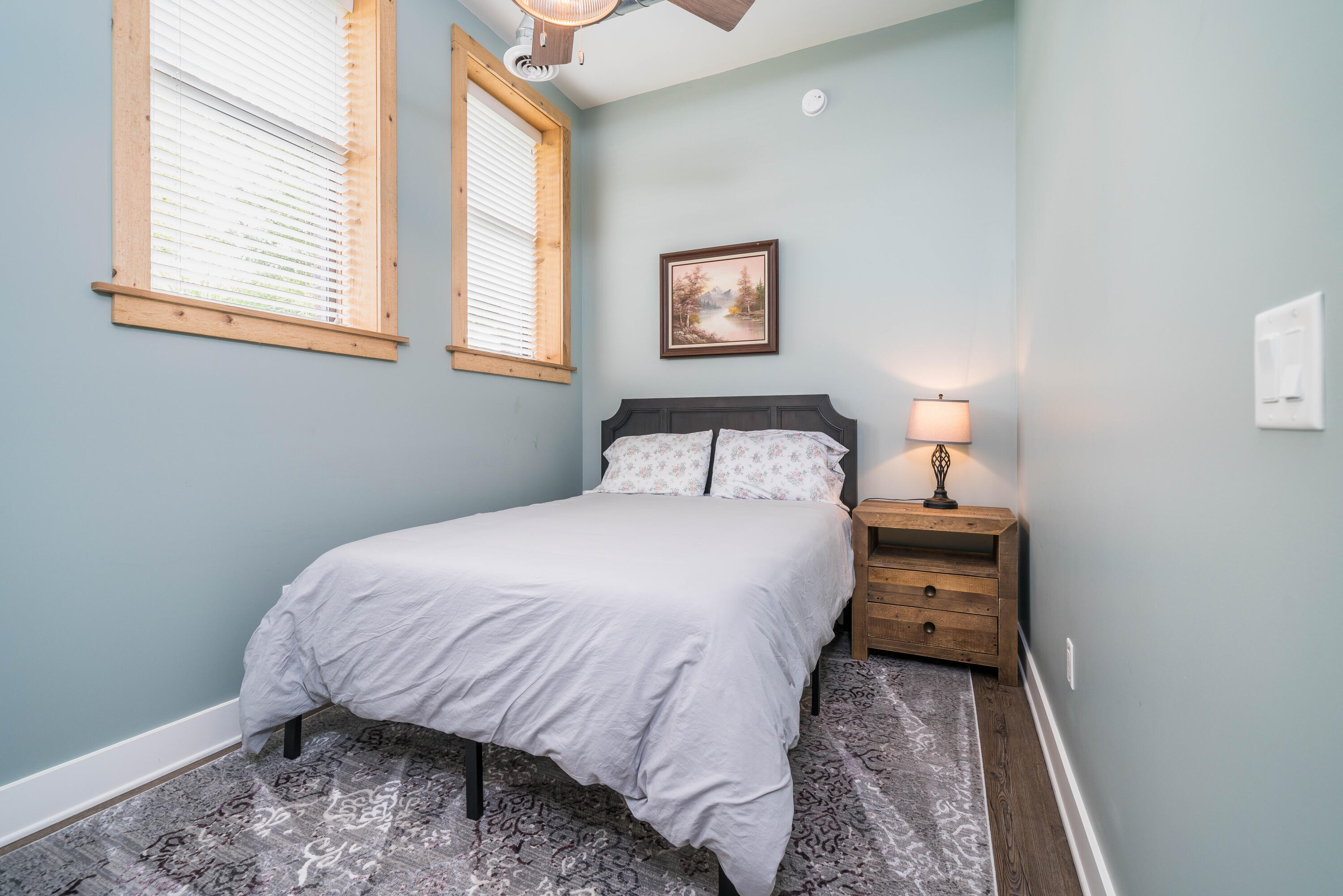 460 Broadway Street, 105