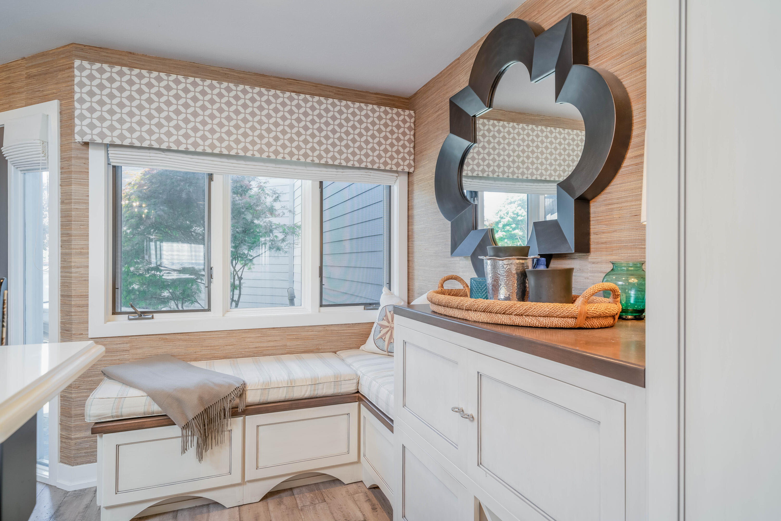 215 North Shore Drive, 10