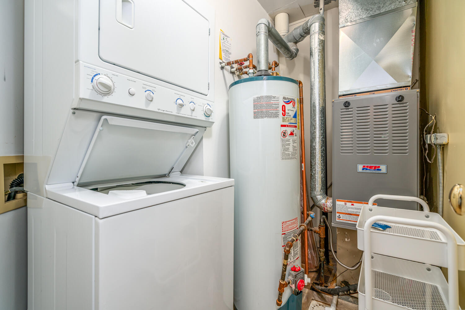 7374 North Shore Drive, 14