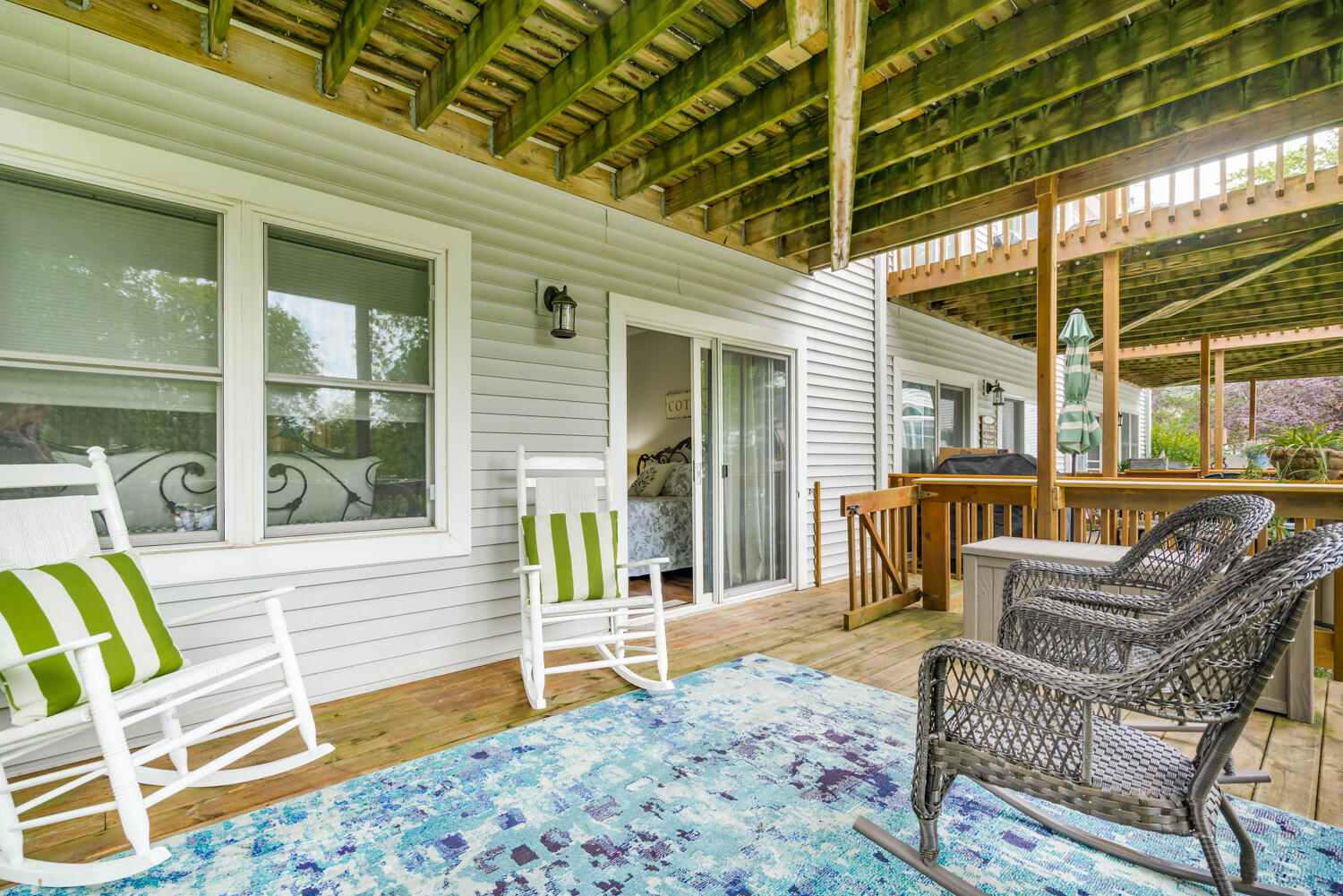 7374 North Shore Drive, 14