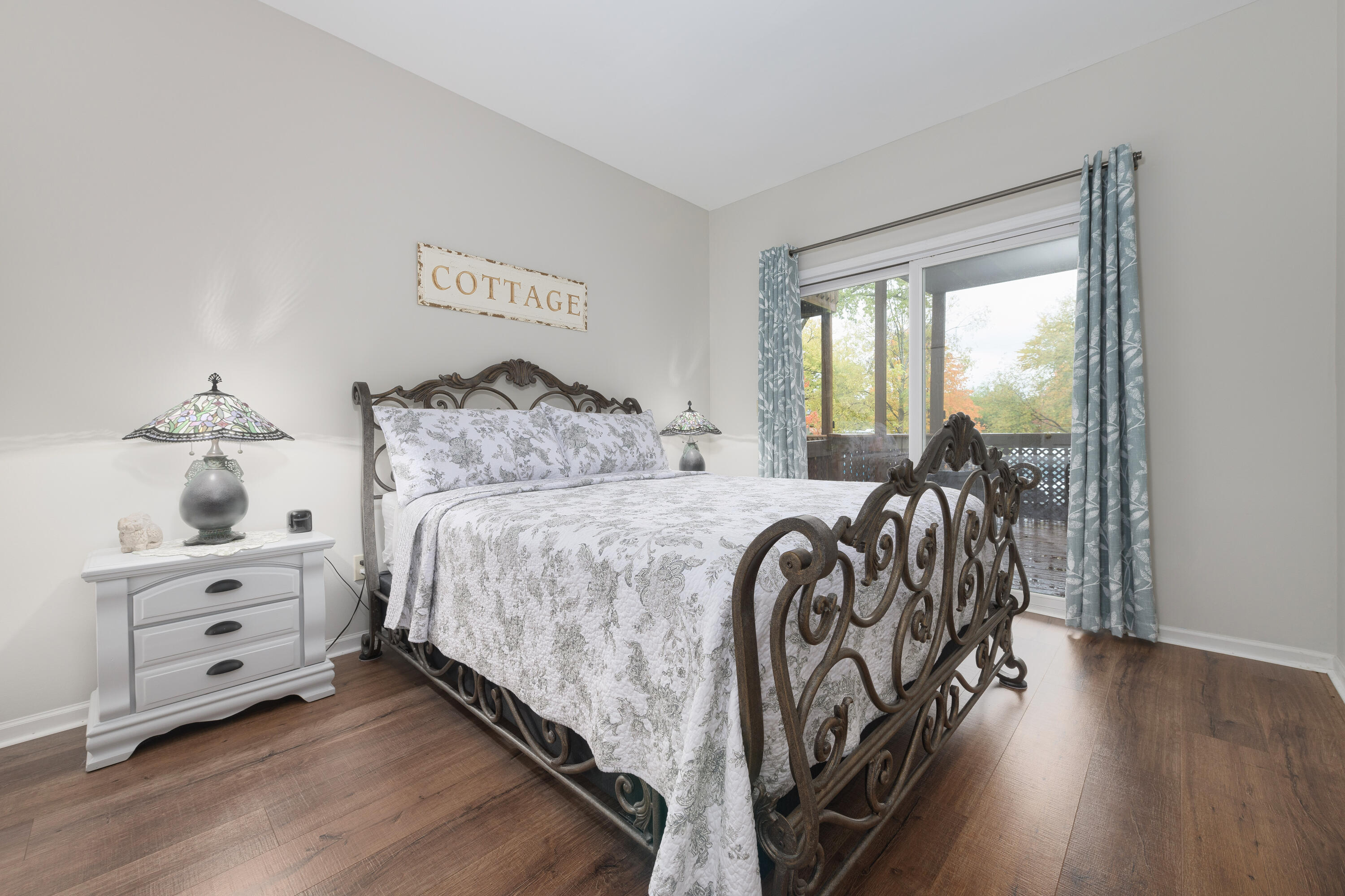 7374 North Shore Drive, 14