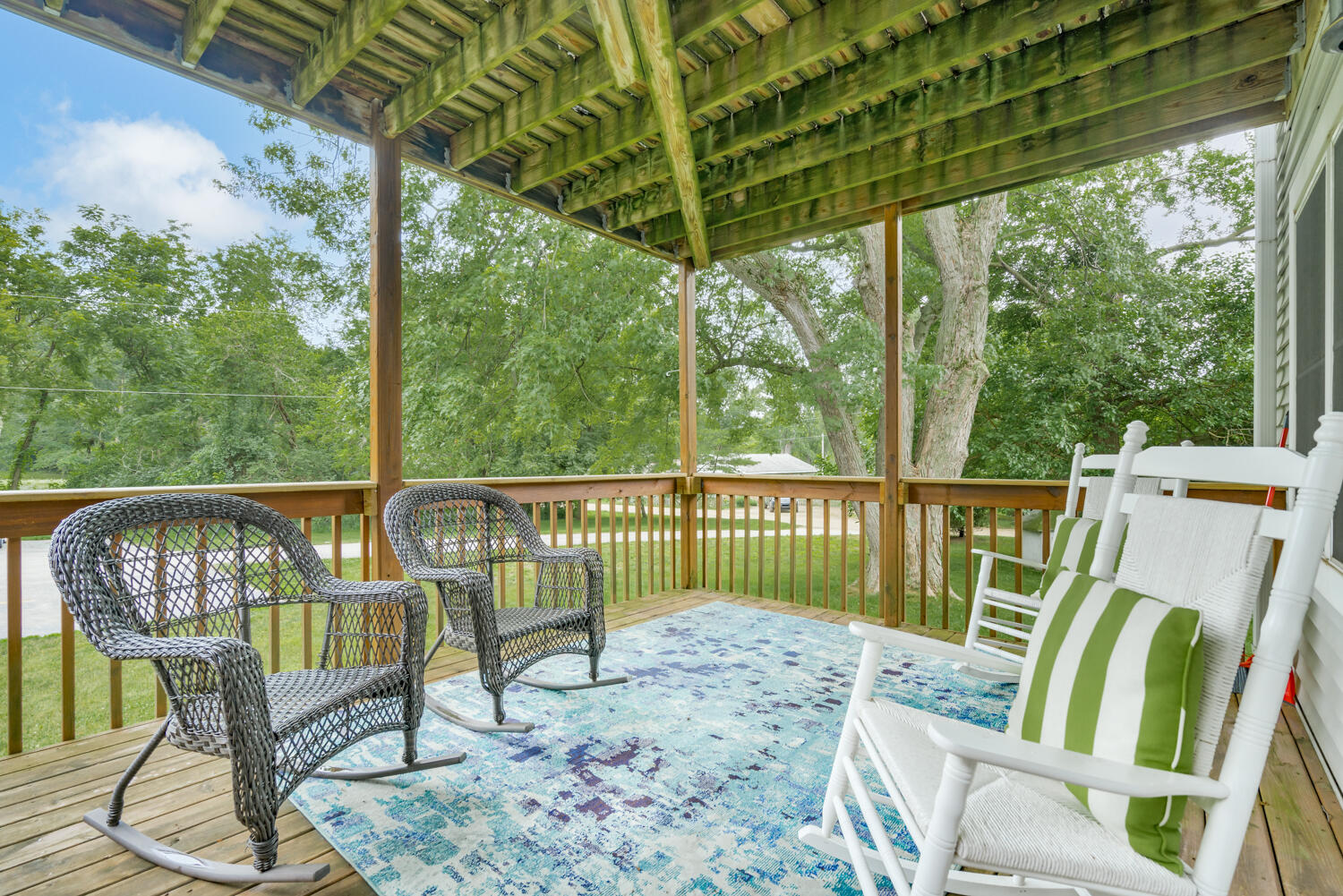 7374 North Shore Drive, 14