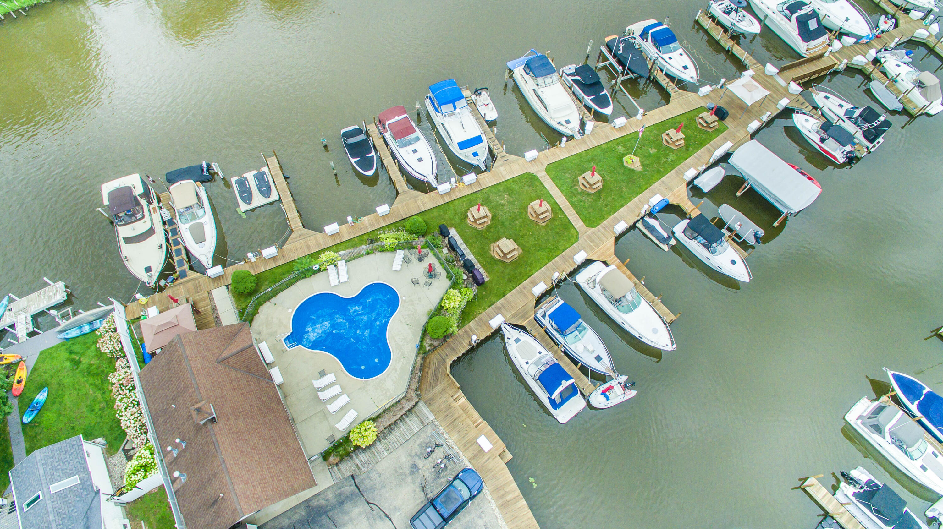 500 Virginia Avenue, 42