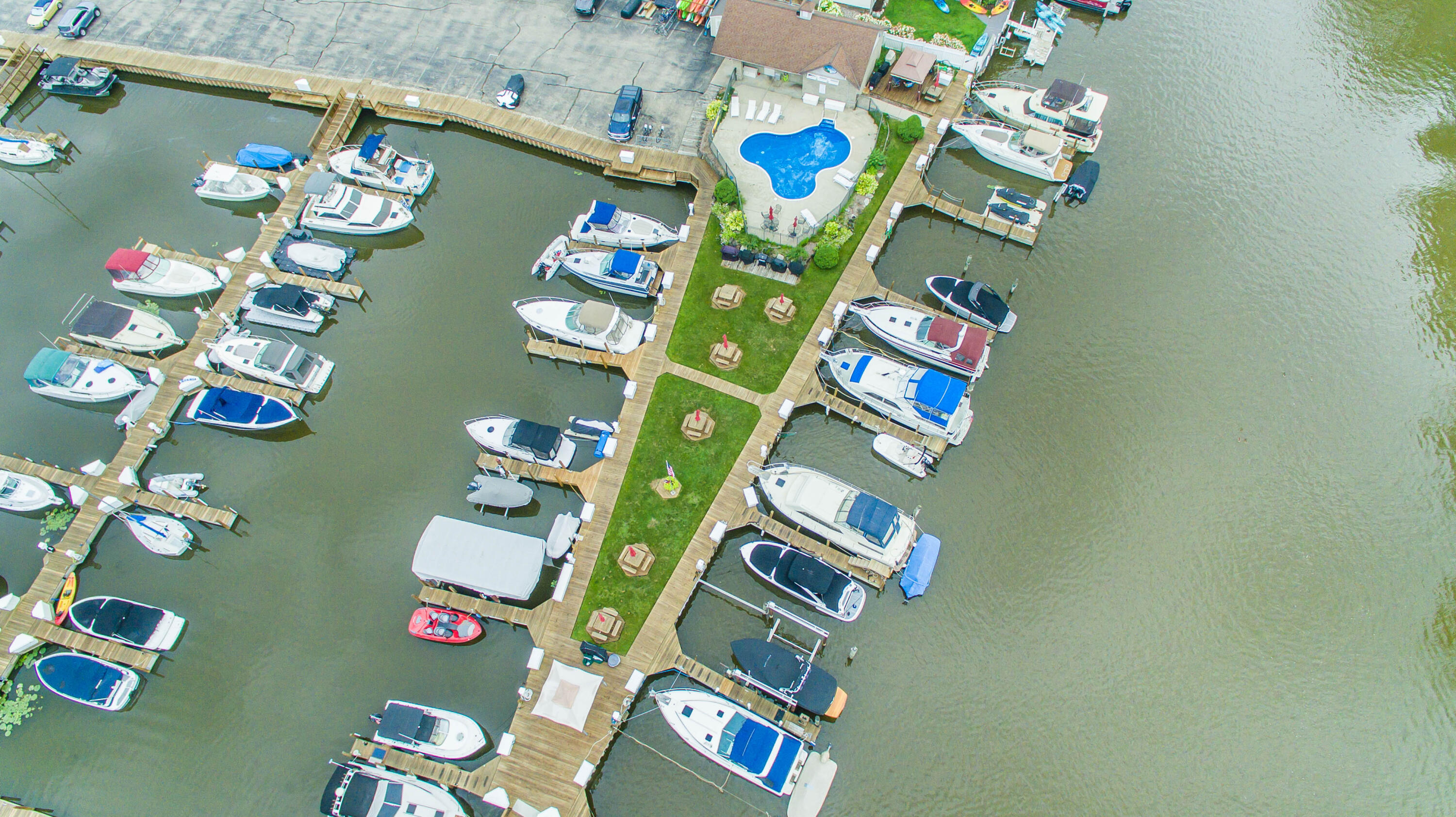 500 Virginia Avenue, 42