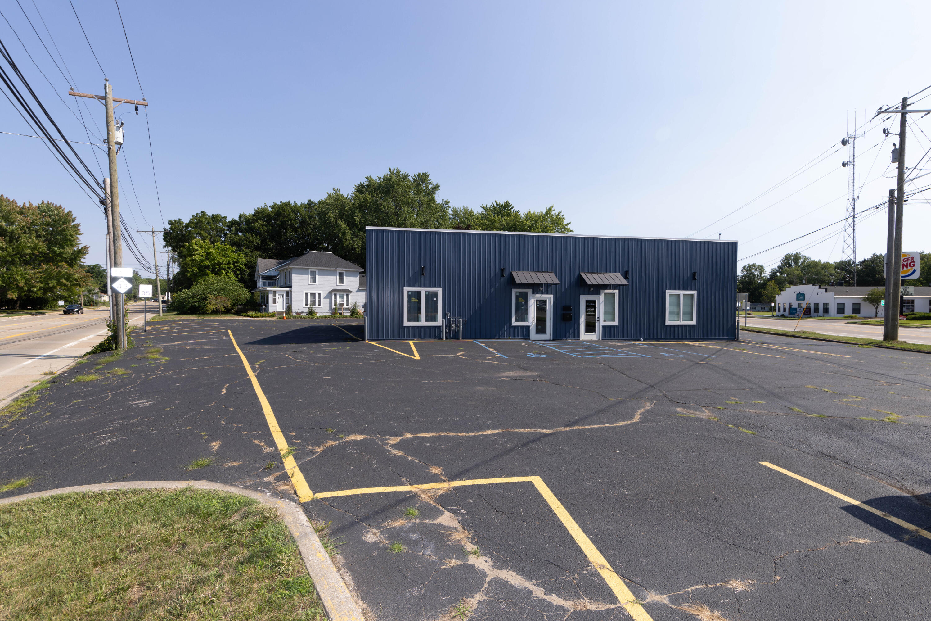 708 La Grange Street