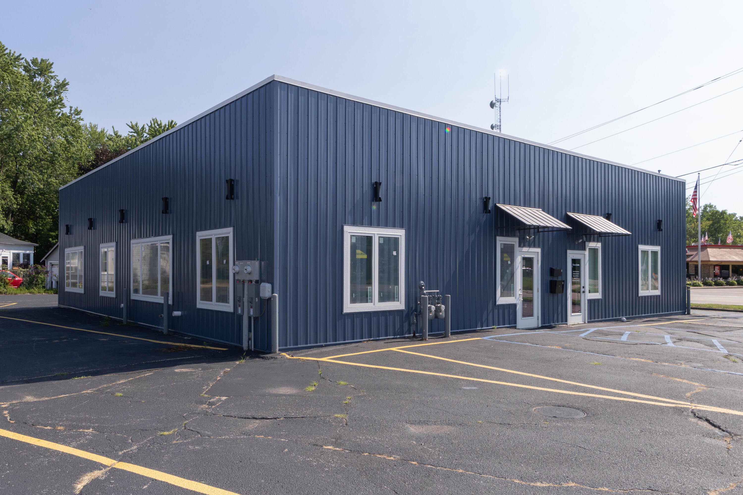 708 La Grange Street