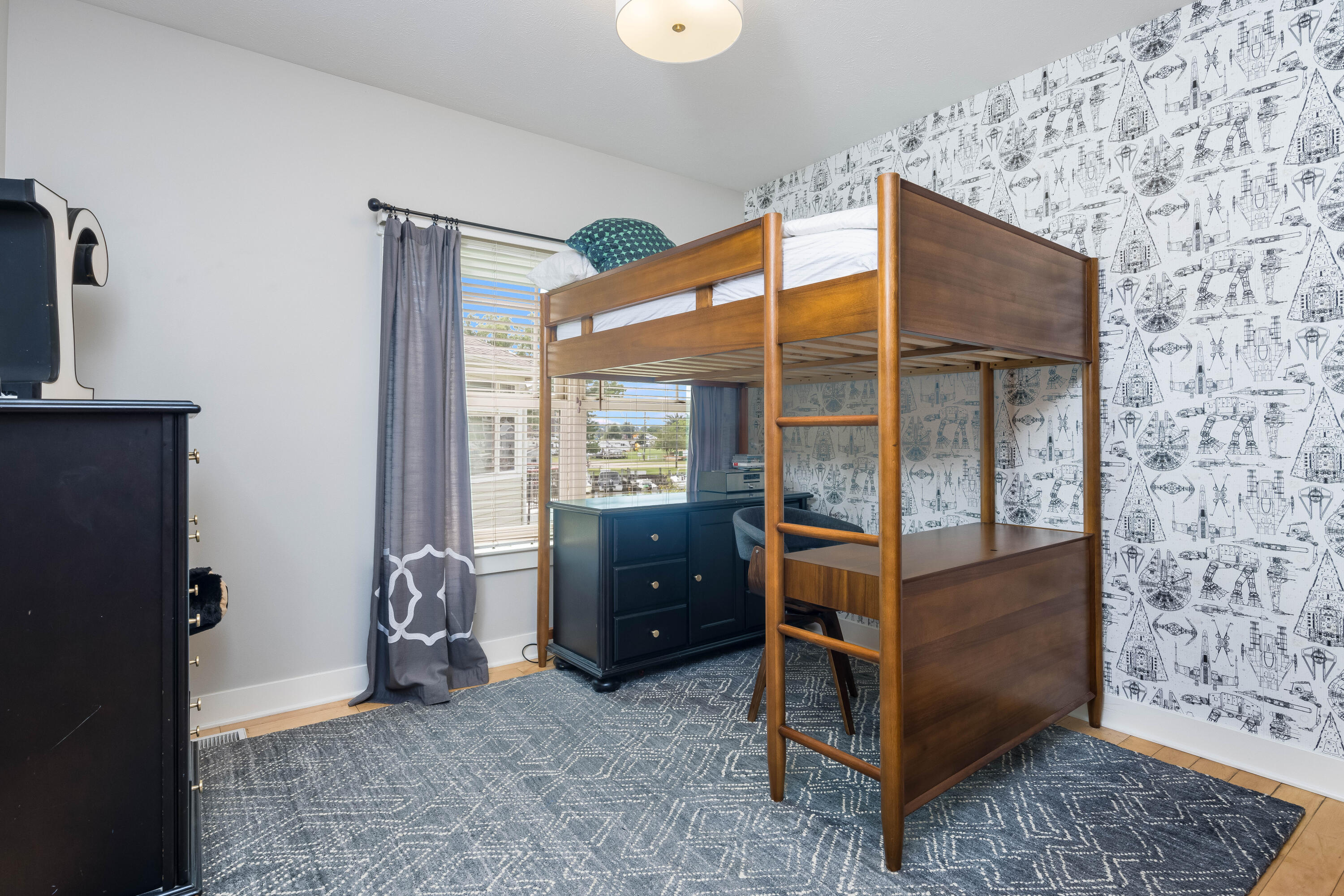 410 River Island Drive