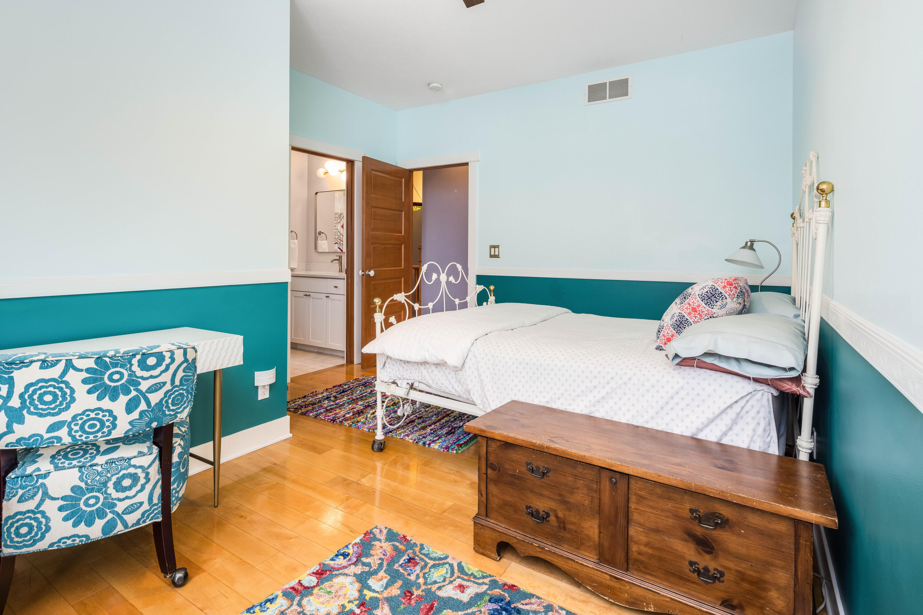 410 River Island Drive