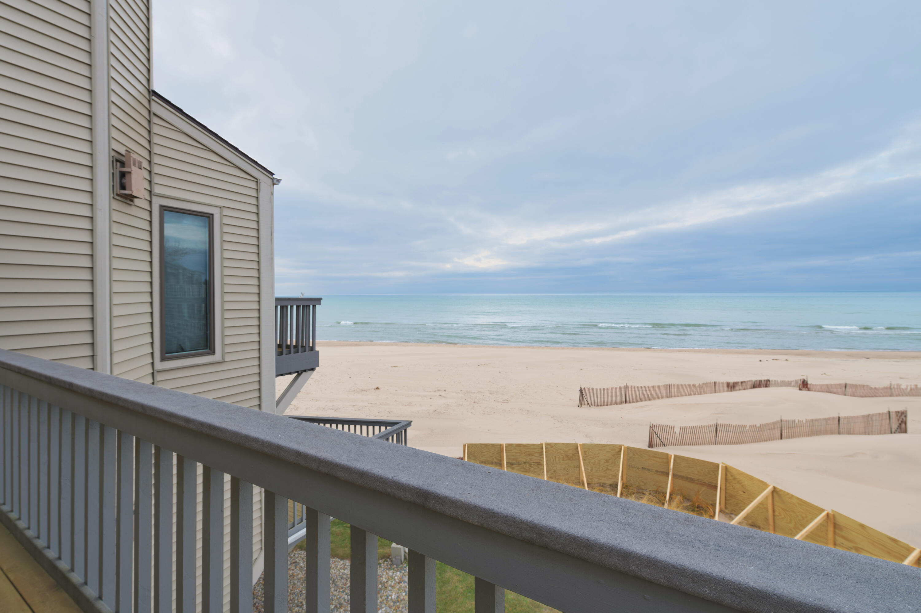 69 North Shore Drive, 3